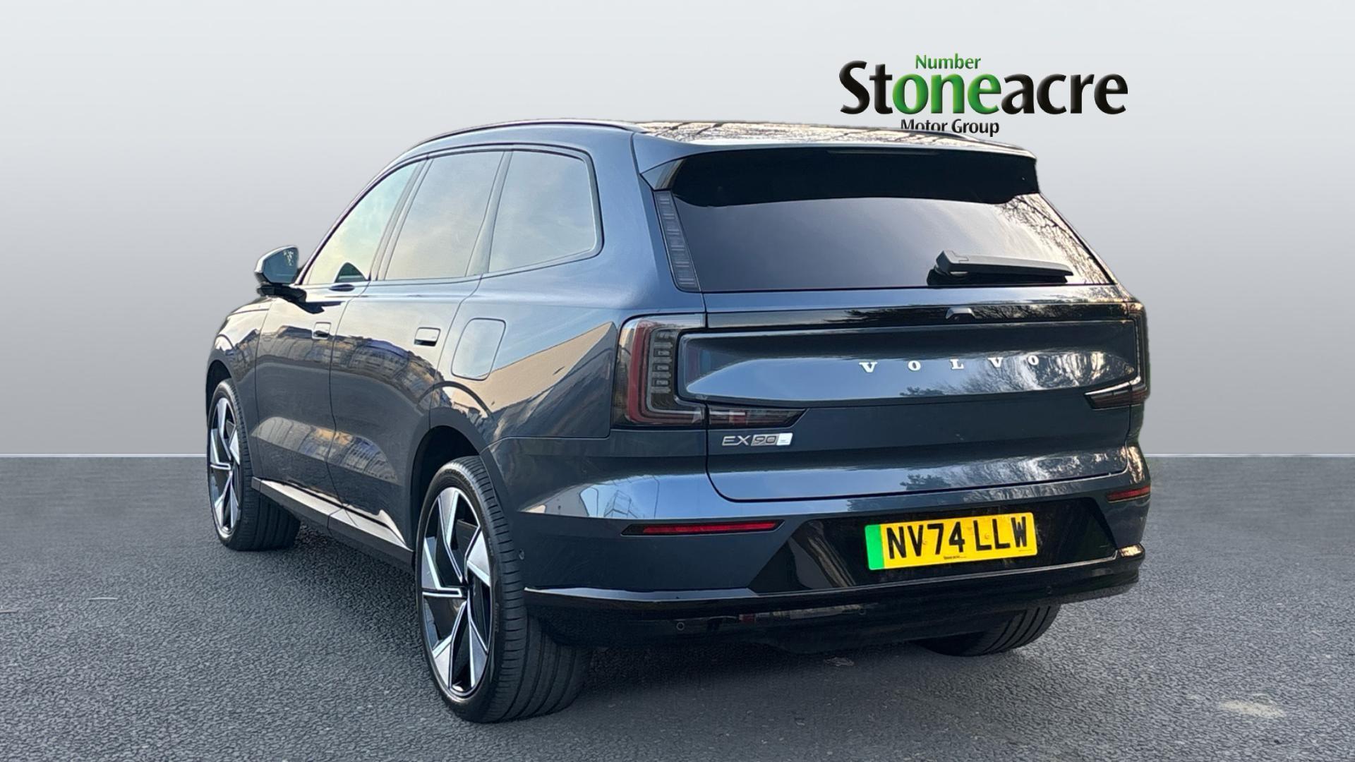 Volvo EX90 Twin Performance 111kWh Ultra Auto 4WD 5dr NV74LLW Image 2