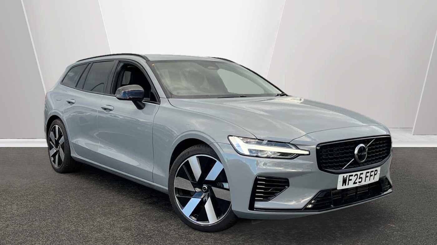 Volvo V60 Plug-In Hybrid 2.0 T6 18.8kWh Plus Auto AWD Euro 6 (s/s) 5dr WF25FFP Image 1
