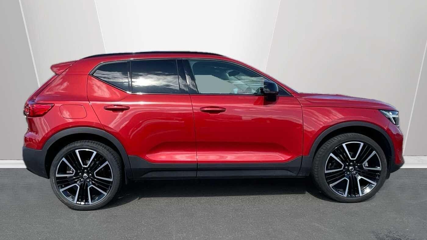Volvo XC40 Image 3