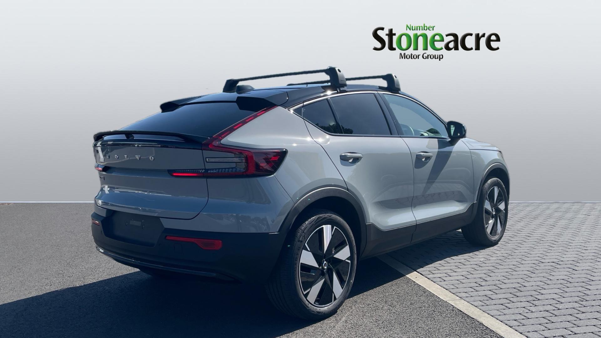 Volvo EC40 Single Motor 69kWh Plus Auto 5dr NG25PRV Image 2