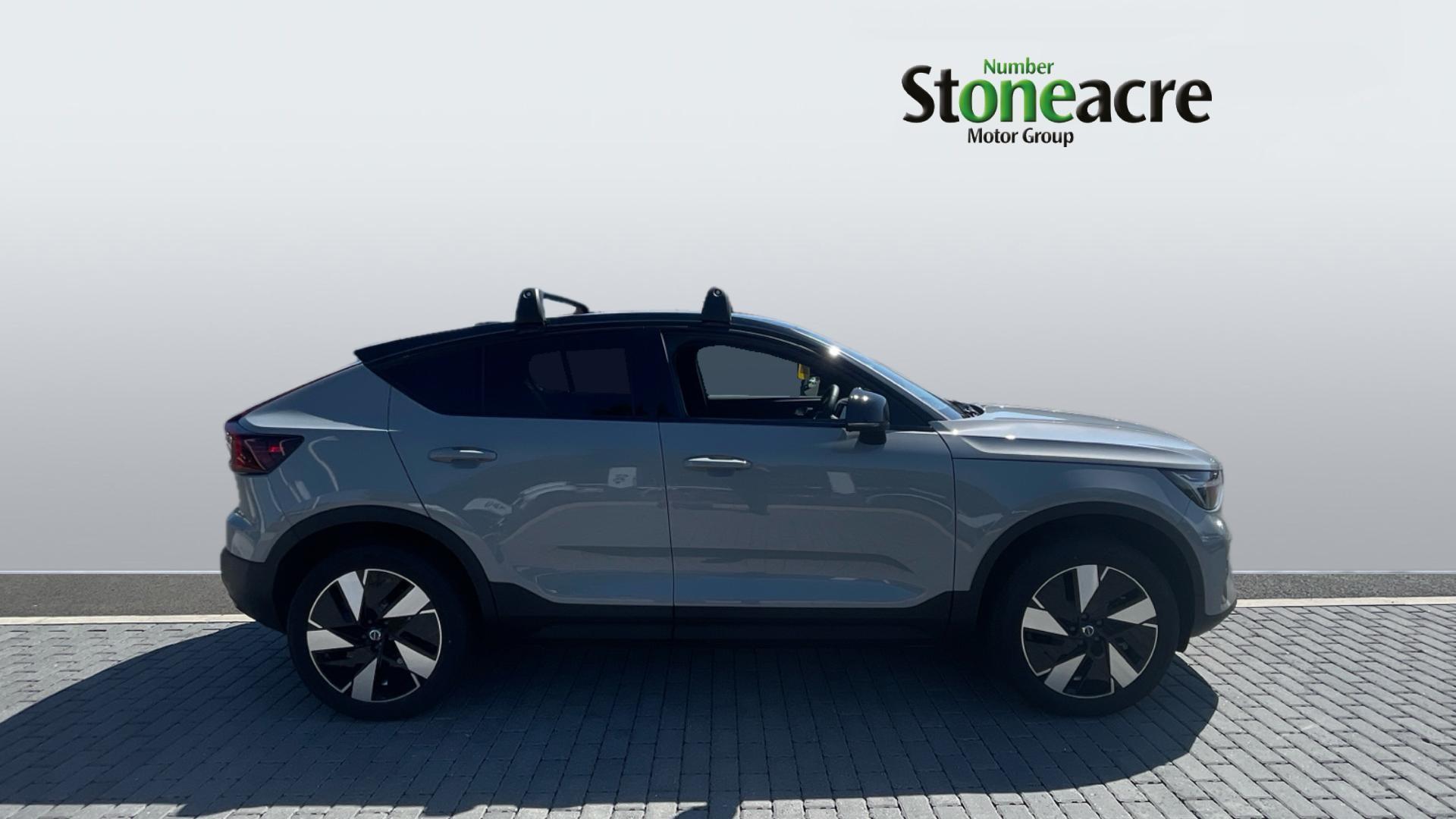 Volvo EC40 Single Motor 69kWh Plus Auto 5dr NG25PRV Image 3