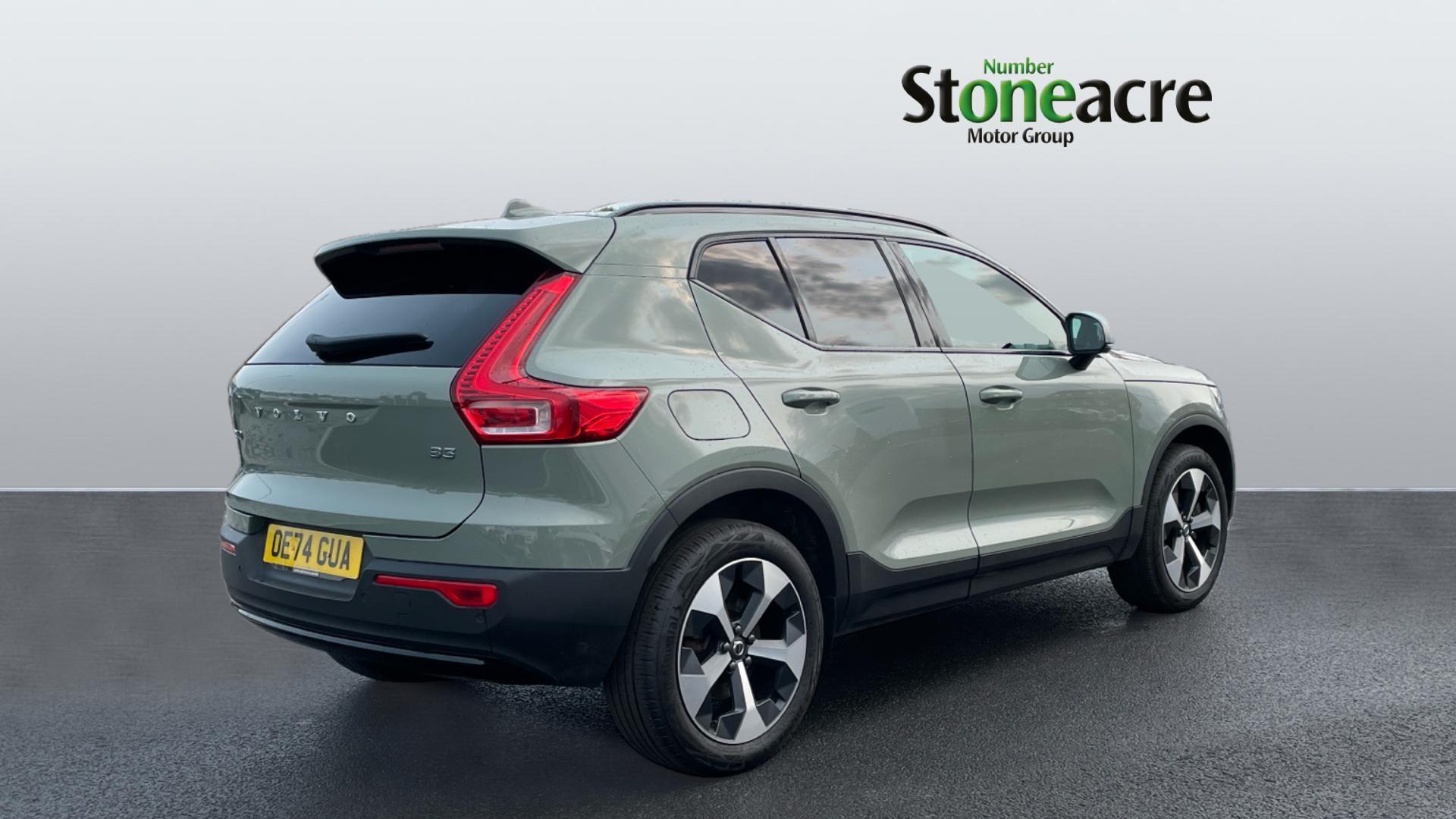 Volvo XC40 Image 2