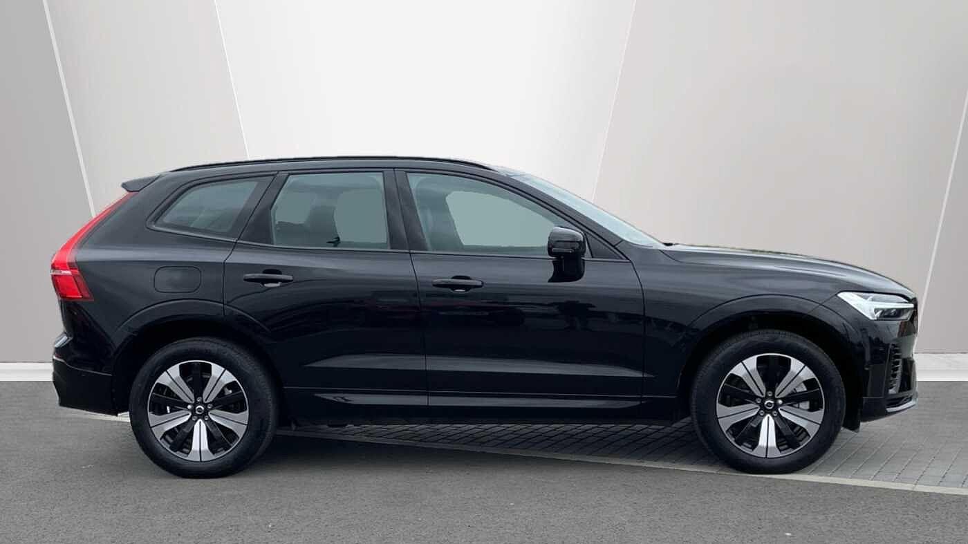 Volvo XC60 2.0h T6 18.8kWh Plus Auto AWD Euro 6 (s/s) 5dr RJ24XTT Image 3