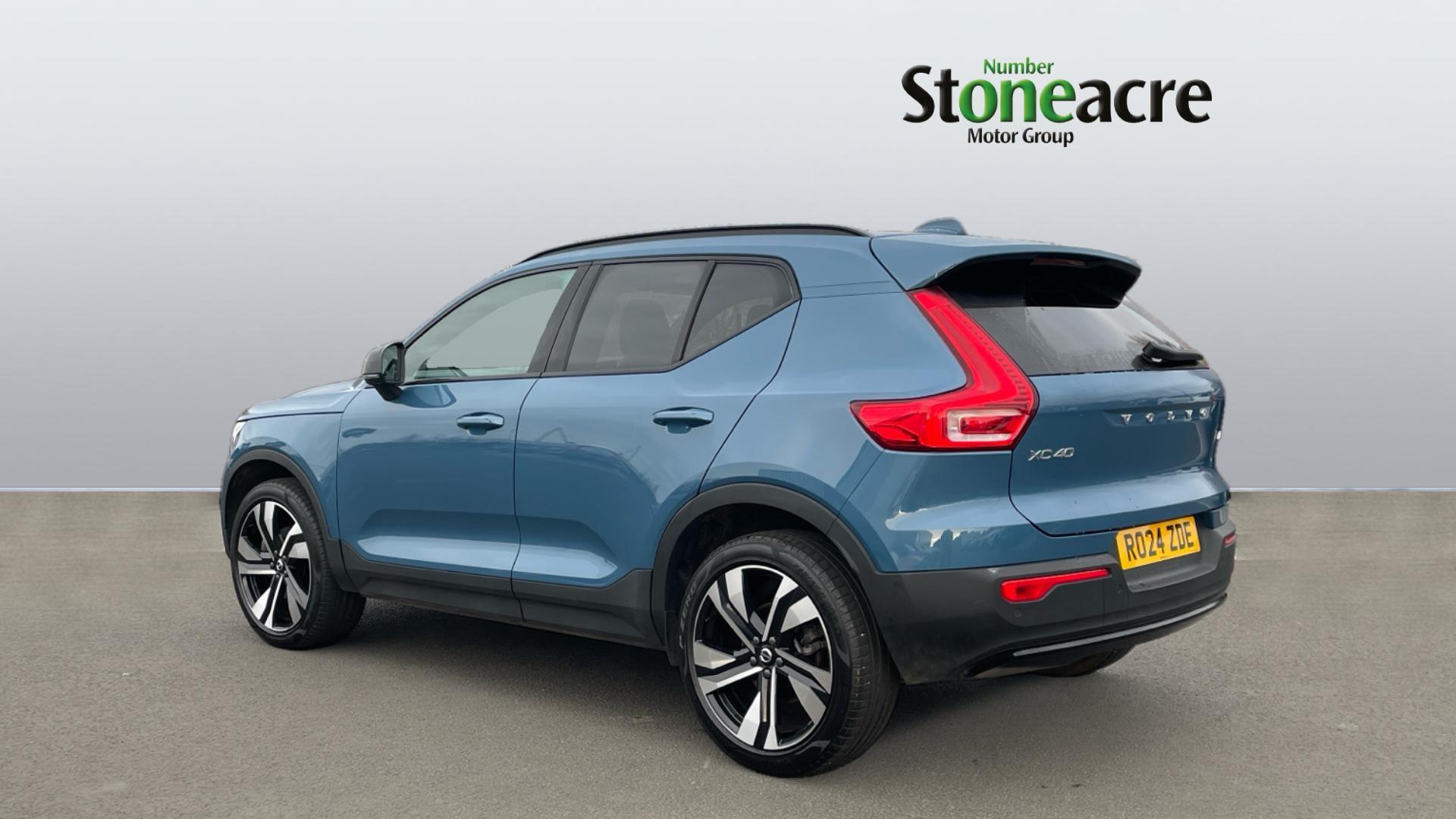 Volvo XC40 Ultimate Dark B3 (163 hp) RO24ZDE Image 2