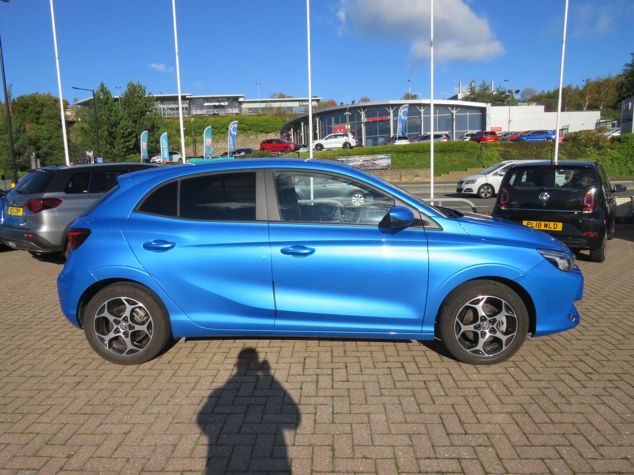 MG 3 1.5 MHEV Trophy Auto Euro 6 (s/s) 5dr ND74YRM Image 2