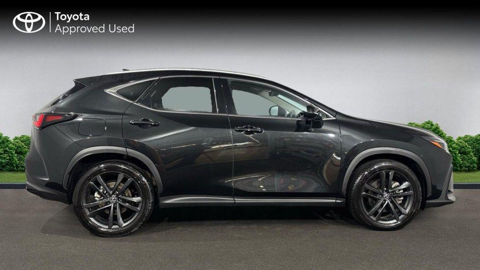 Lexus NX Plug-in Hybrid 450h+ 2.5 5dr Premium Plus Pack/Sunroof WR74VKG Image 2