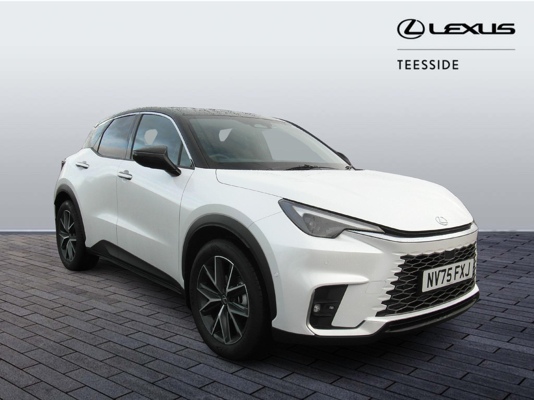 Lexus LBX 1.5 VVT-iE Takumi Design E-CVT Euro 6 (s/s) 5dr NV75FXJ Image 1