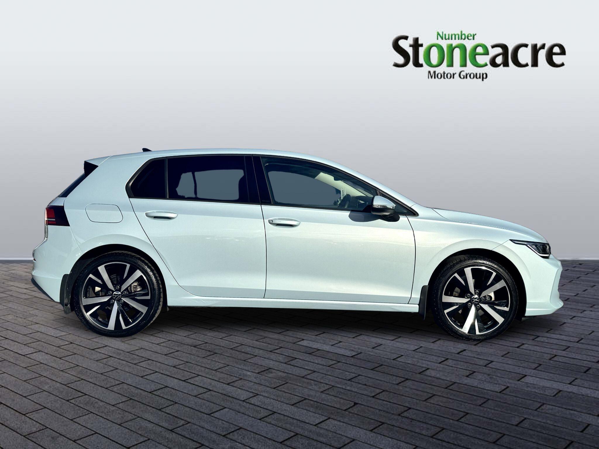 Volkswagen Golf 1.5 TSI Match Euro 6 (s/s) 5dr YE74BYN Image 2