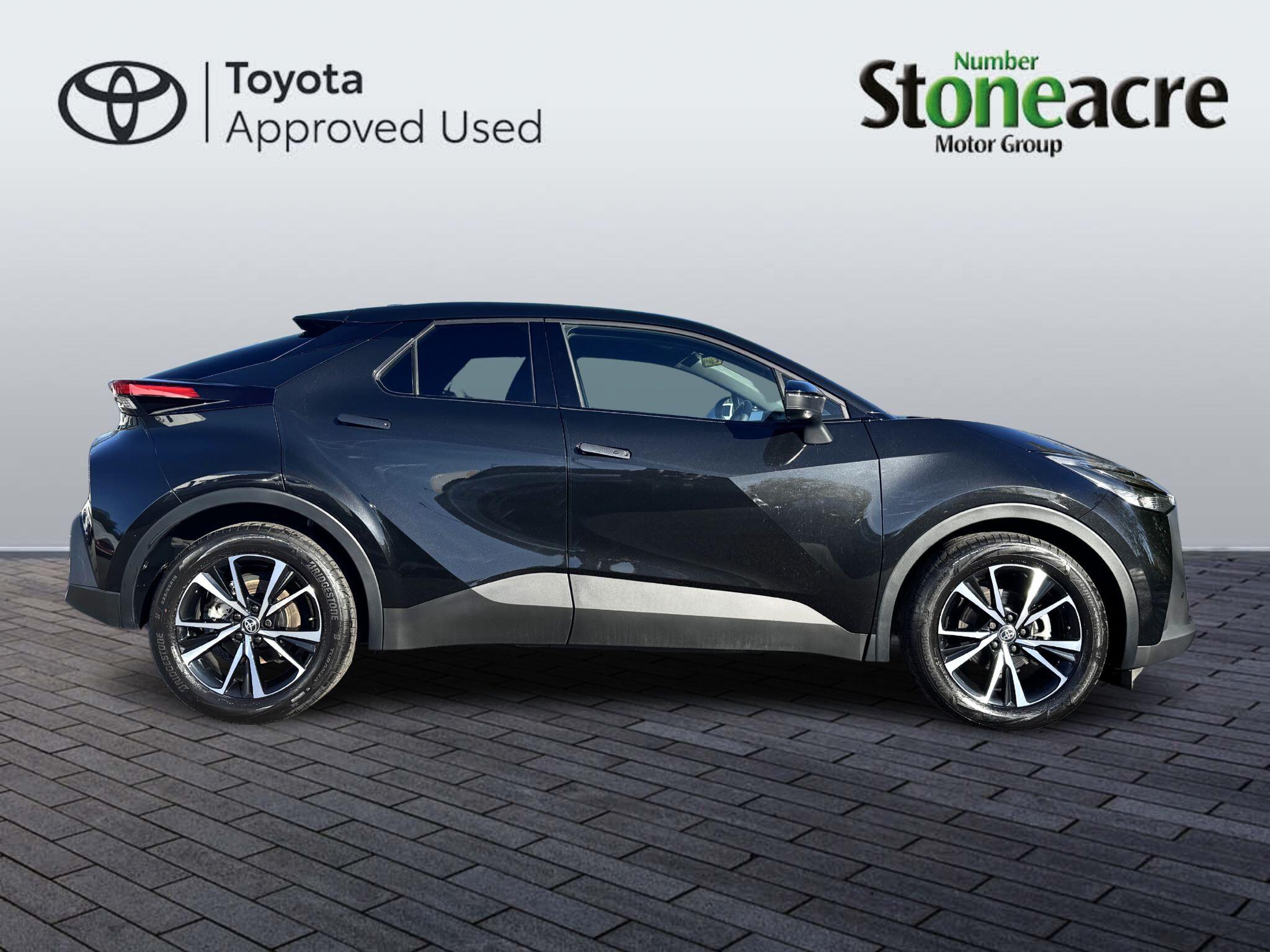 Toyota C-HR Self-Charging Hybrid Image 2