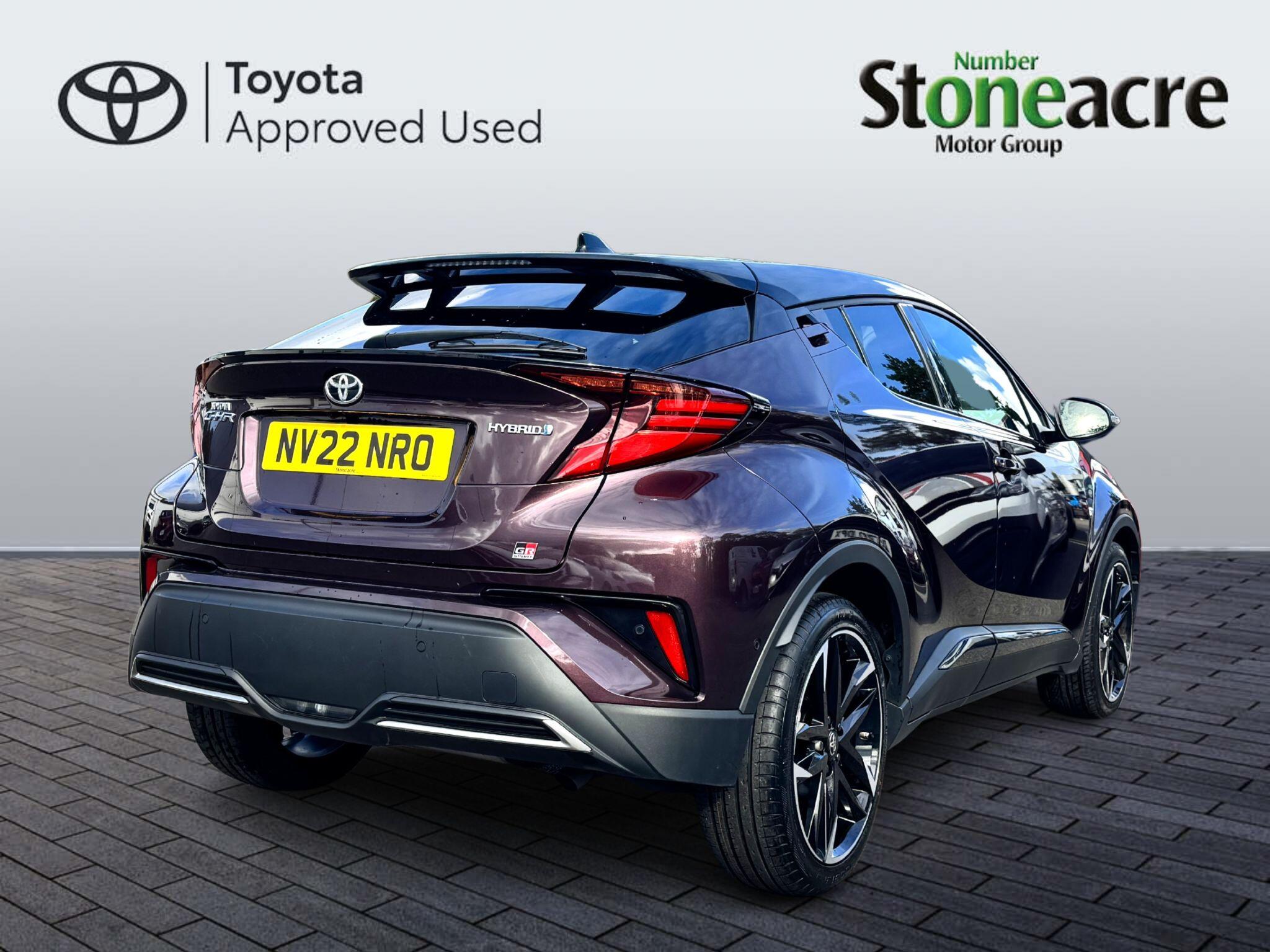 Toyota C-HR Self-Charging Hybrid 1.8 Hybrid GR Sport 5dr CVT NV22NRO Image 3