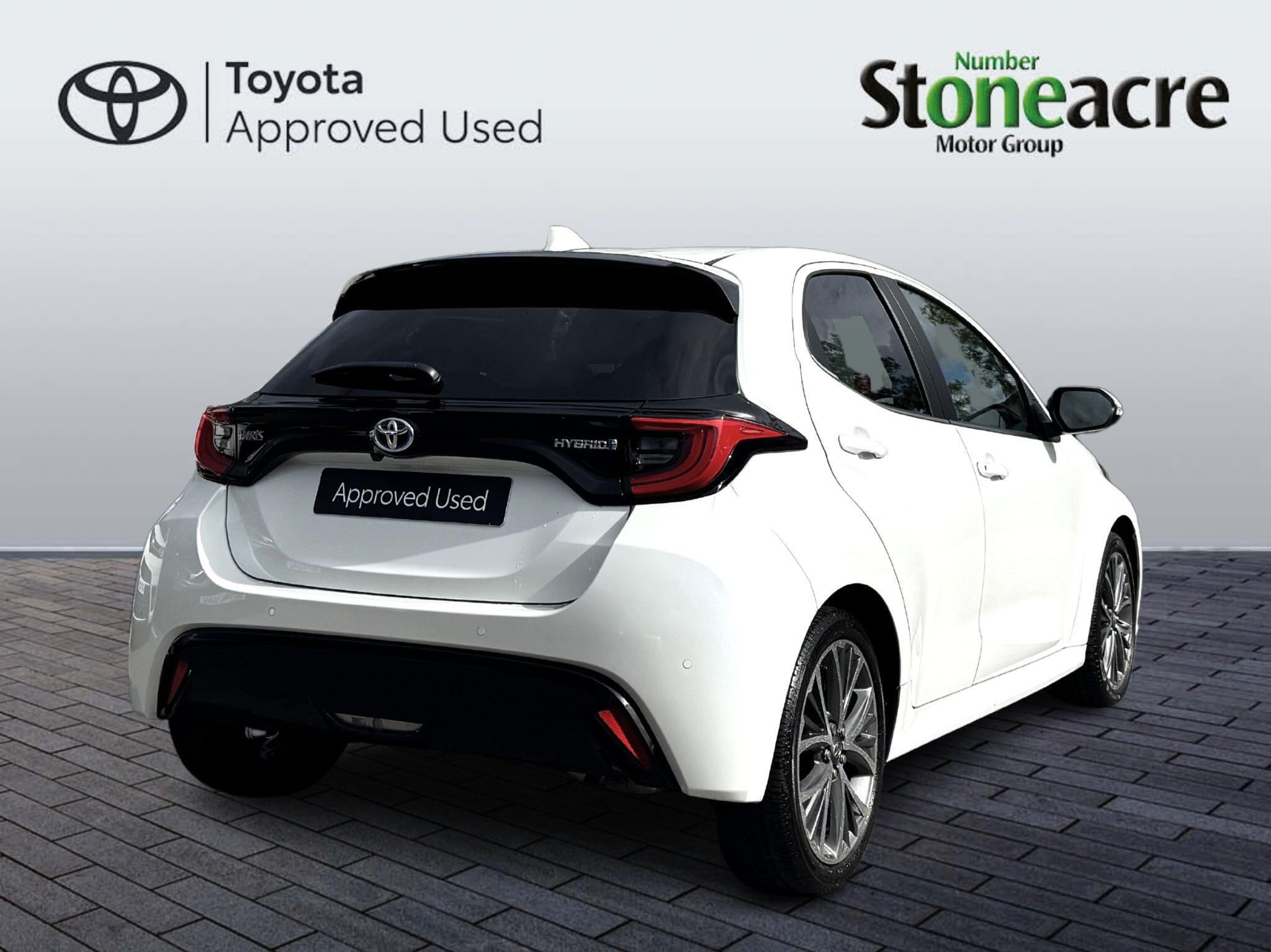 Toyota Yaris Image 3