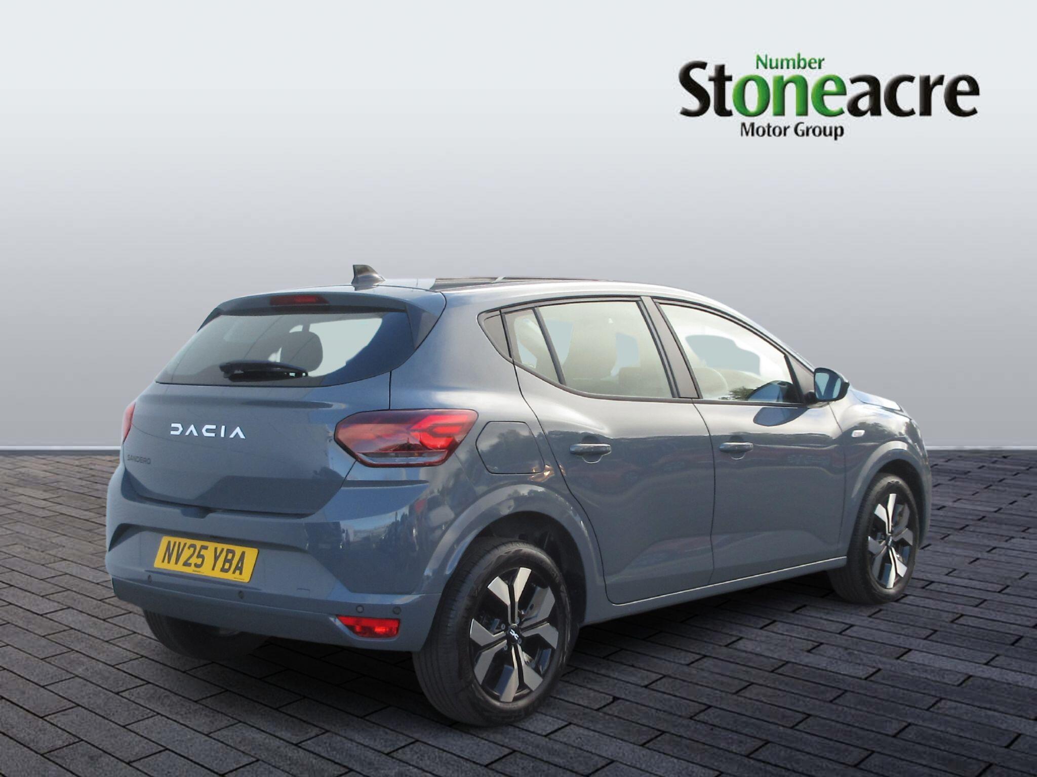 Dacia Sandero 1.0 TCe Journey CVT Euro 6 (s/s) 5dr NV25YBA Image 3