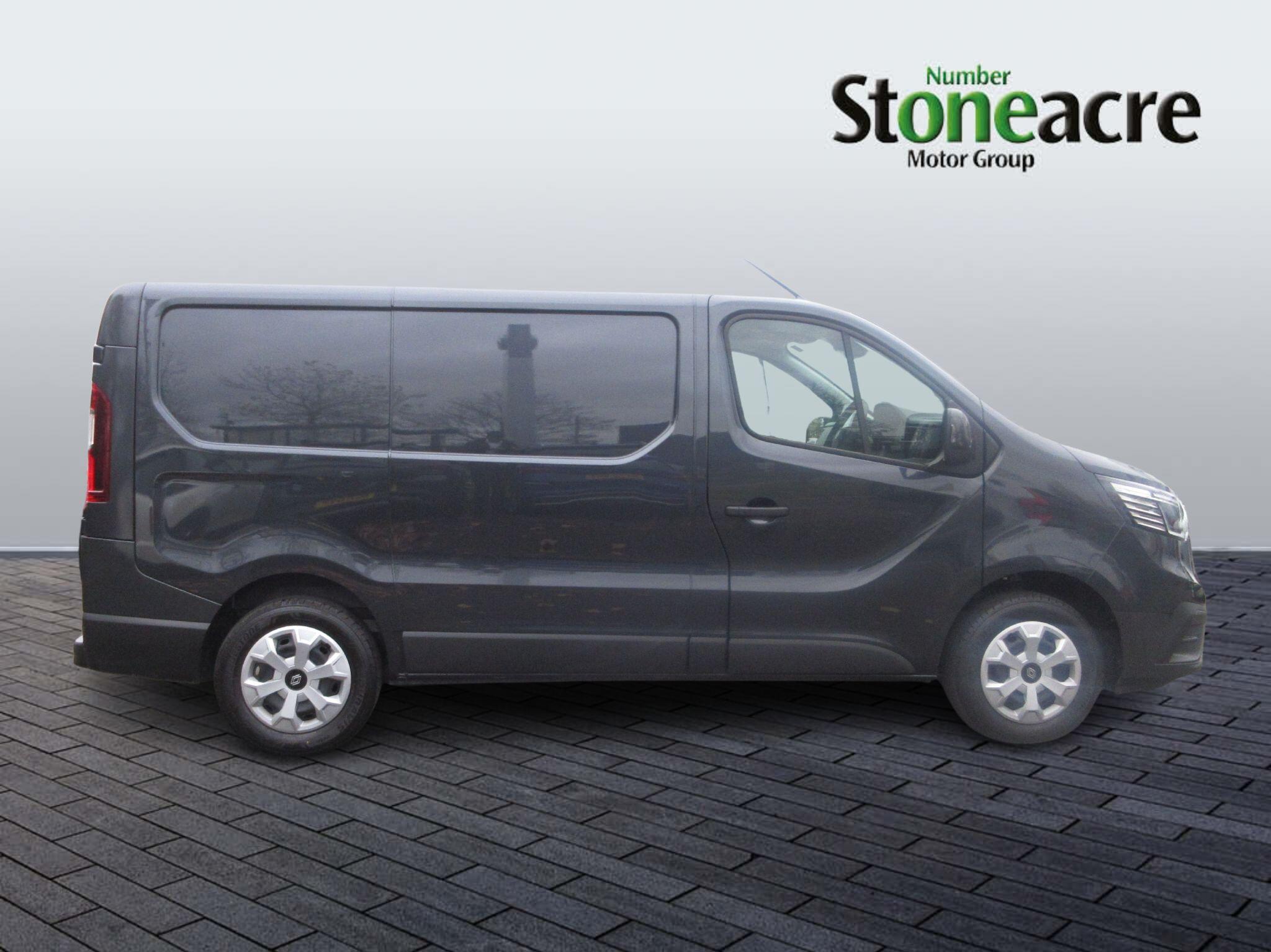Renault Trafic Image 2