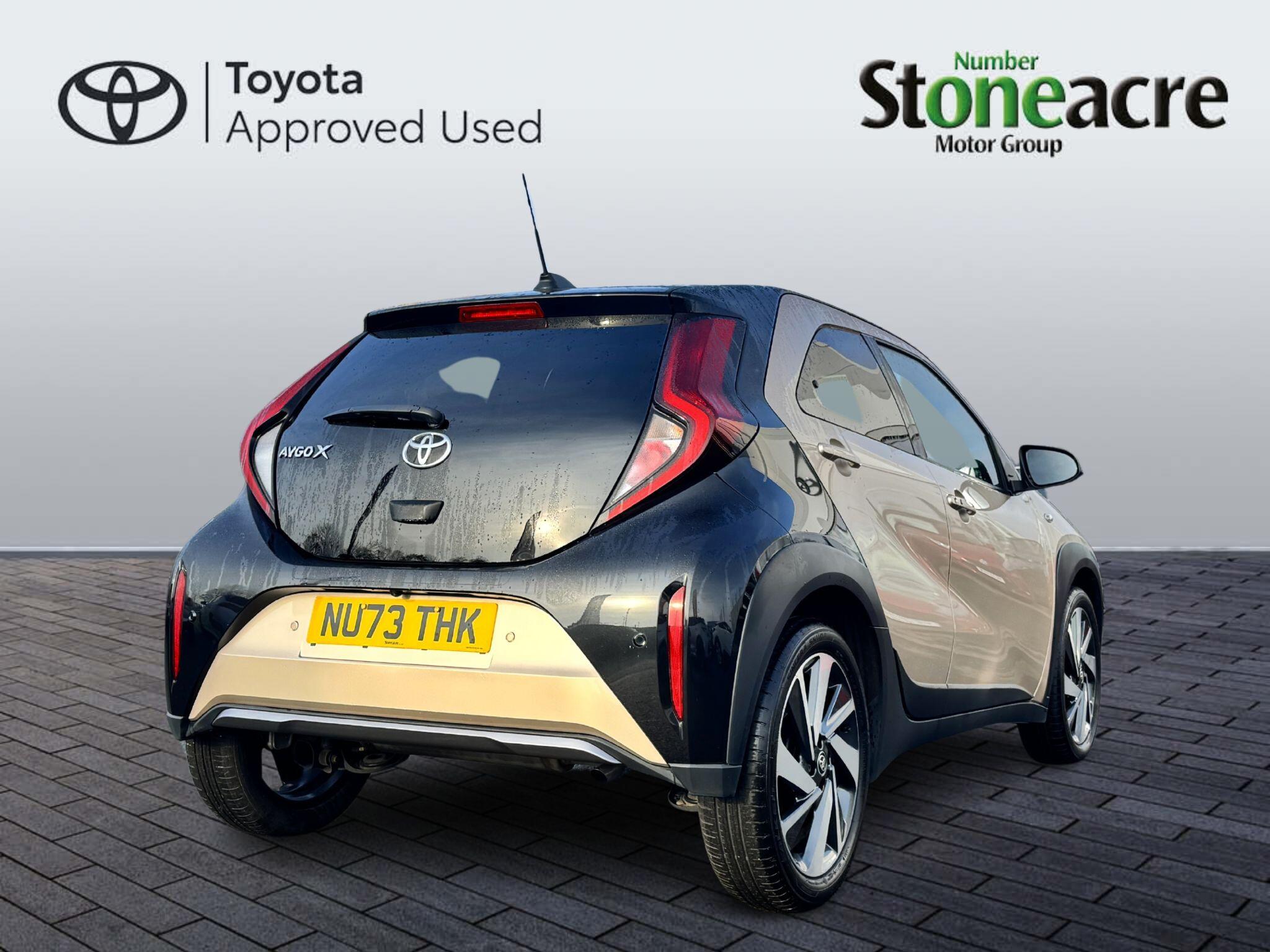 Toyota Aygo X 1.0 VVT-i Exclusive 5dr NU73THK Image 3