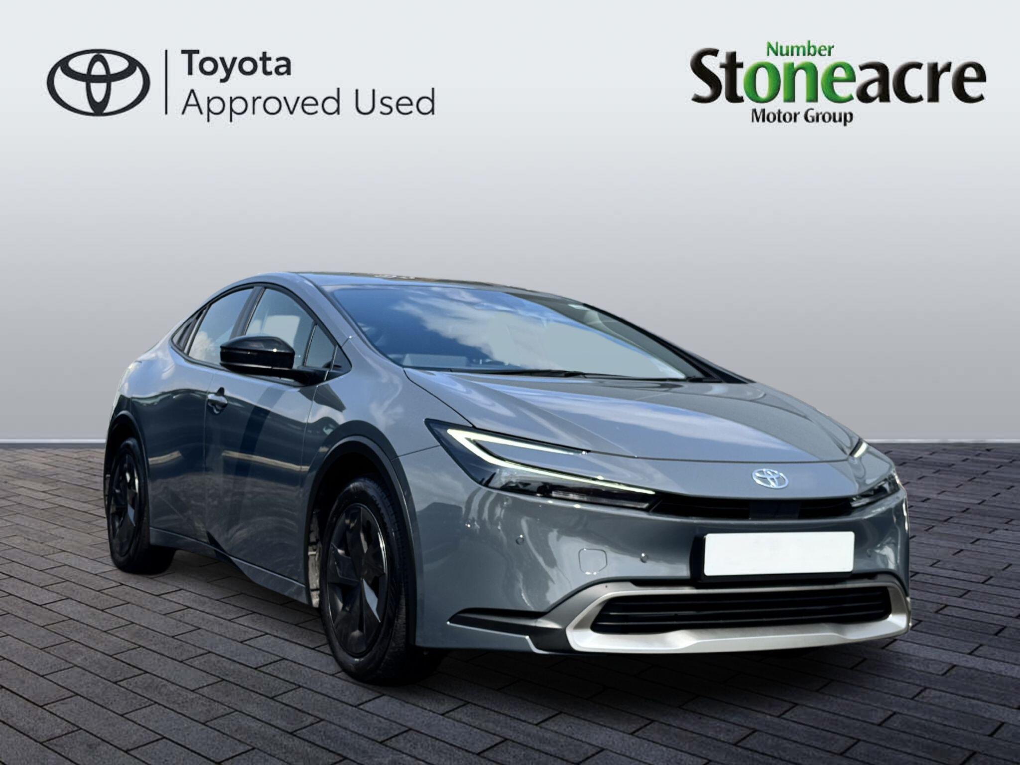 Toyota Prius Plug-in Hybrid 2.0 13.6 kWh Design CVT Euro 6 (s/s) 5dr NV25KBK Image 1