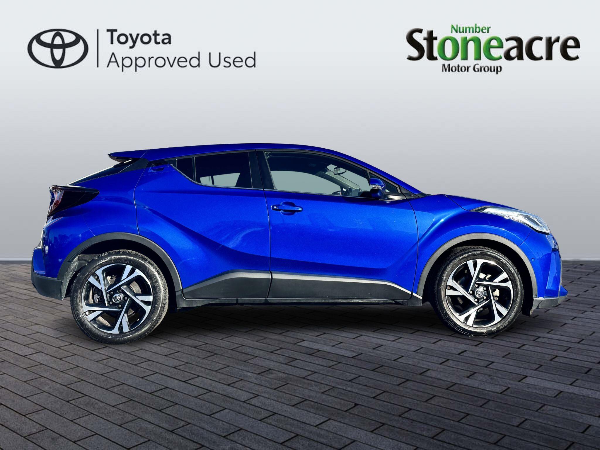 Toyota C-HR Self-Charging Hybrid Image 2