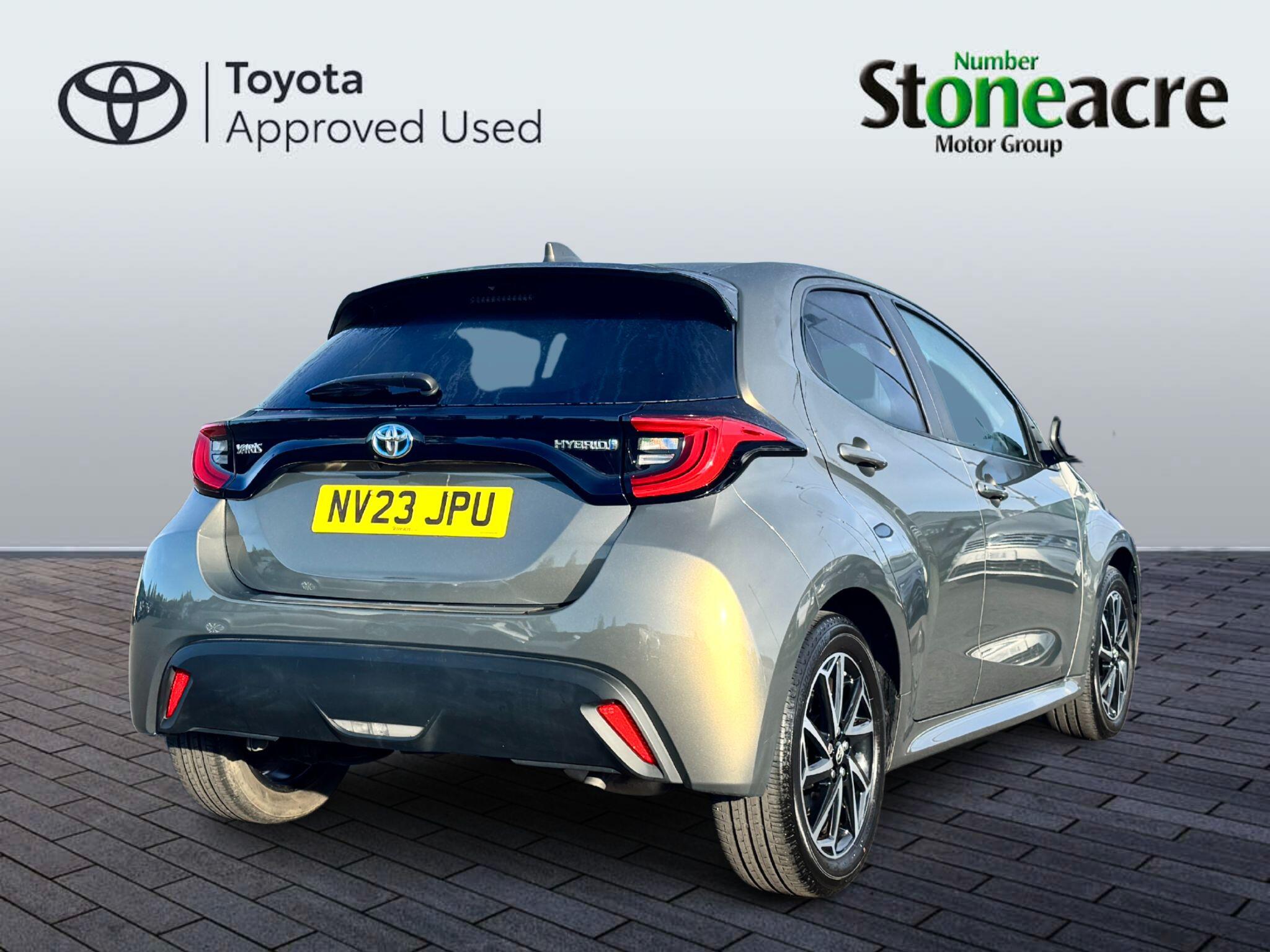 Toyota Yaris Image 3