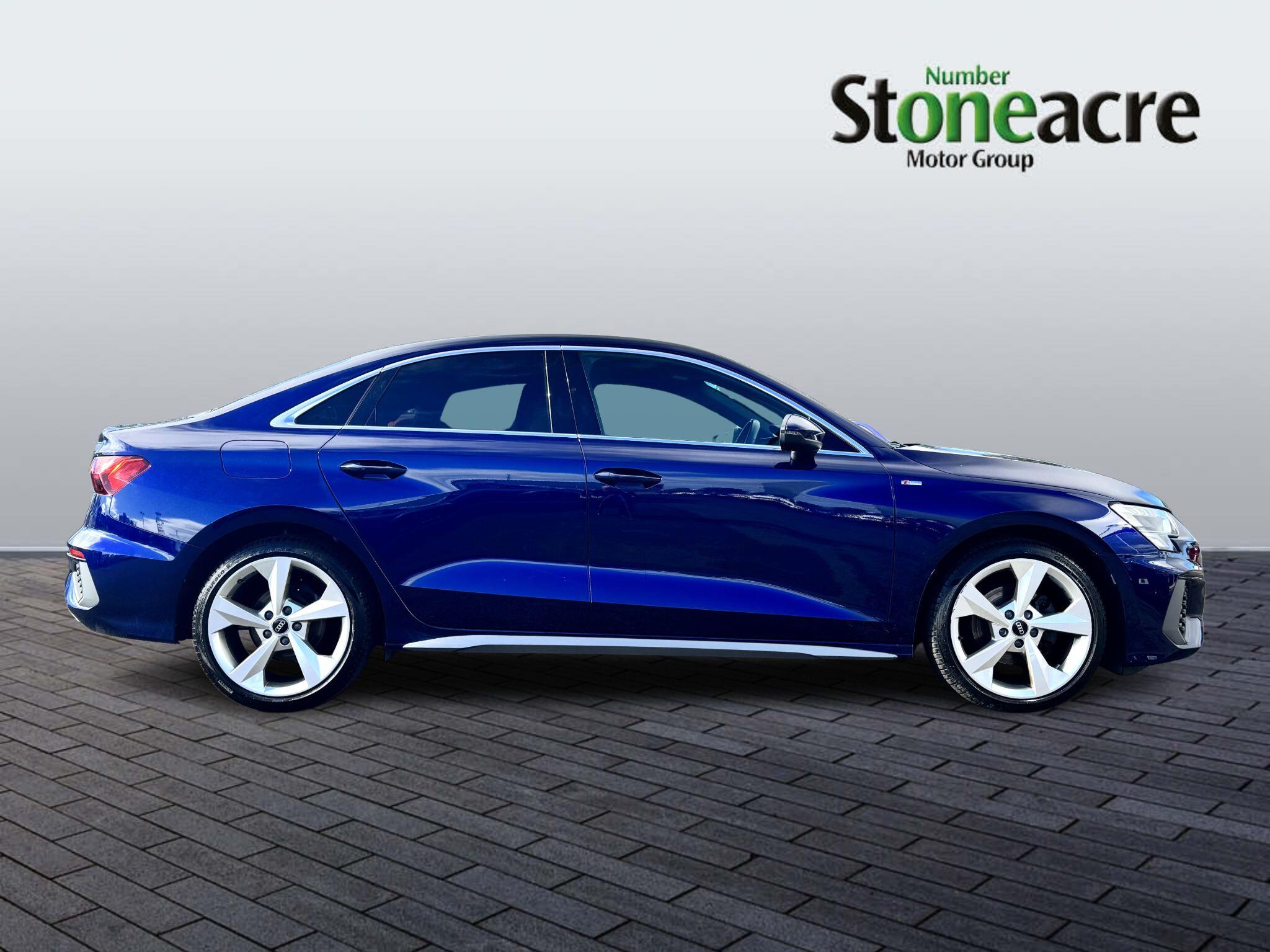 Audi A3 1.0 TFSI 30 S line Euro 6 (s/s) 4dr ML72UAH Image 2