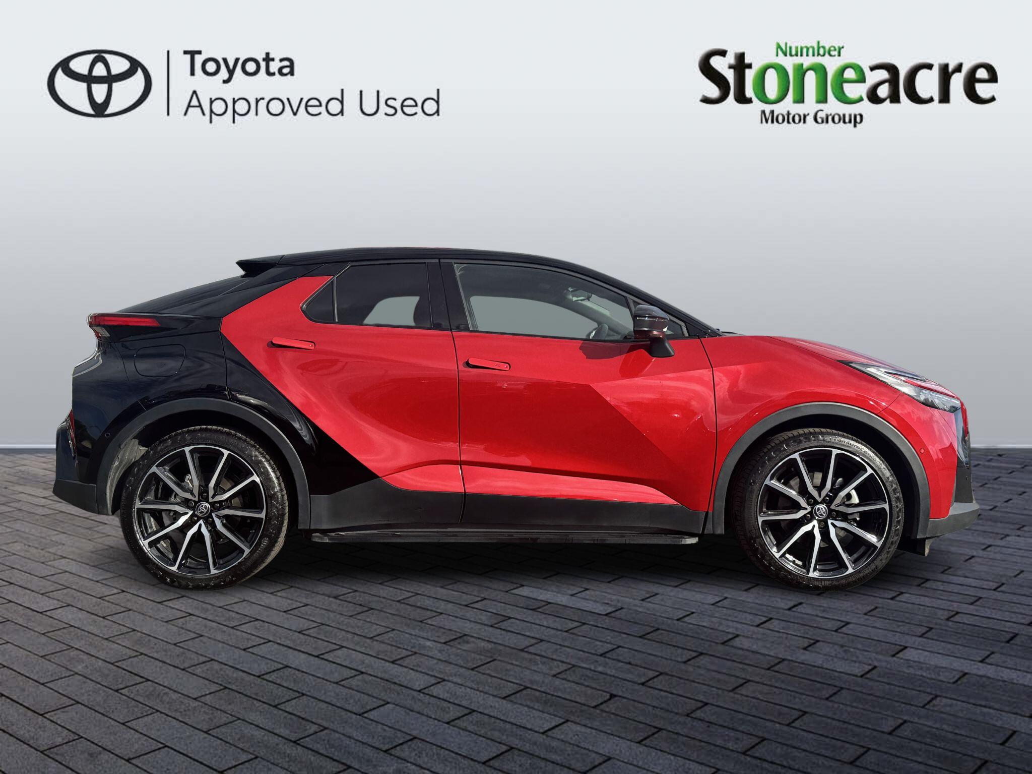 Toyota C-HR Plug-in Hybrid 2.0 VVT-h 13.6 kWh GR SPORT CVT Euro 6 (s/s) 5dr NU25UUX Image 2