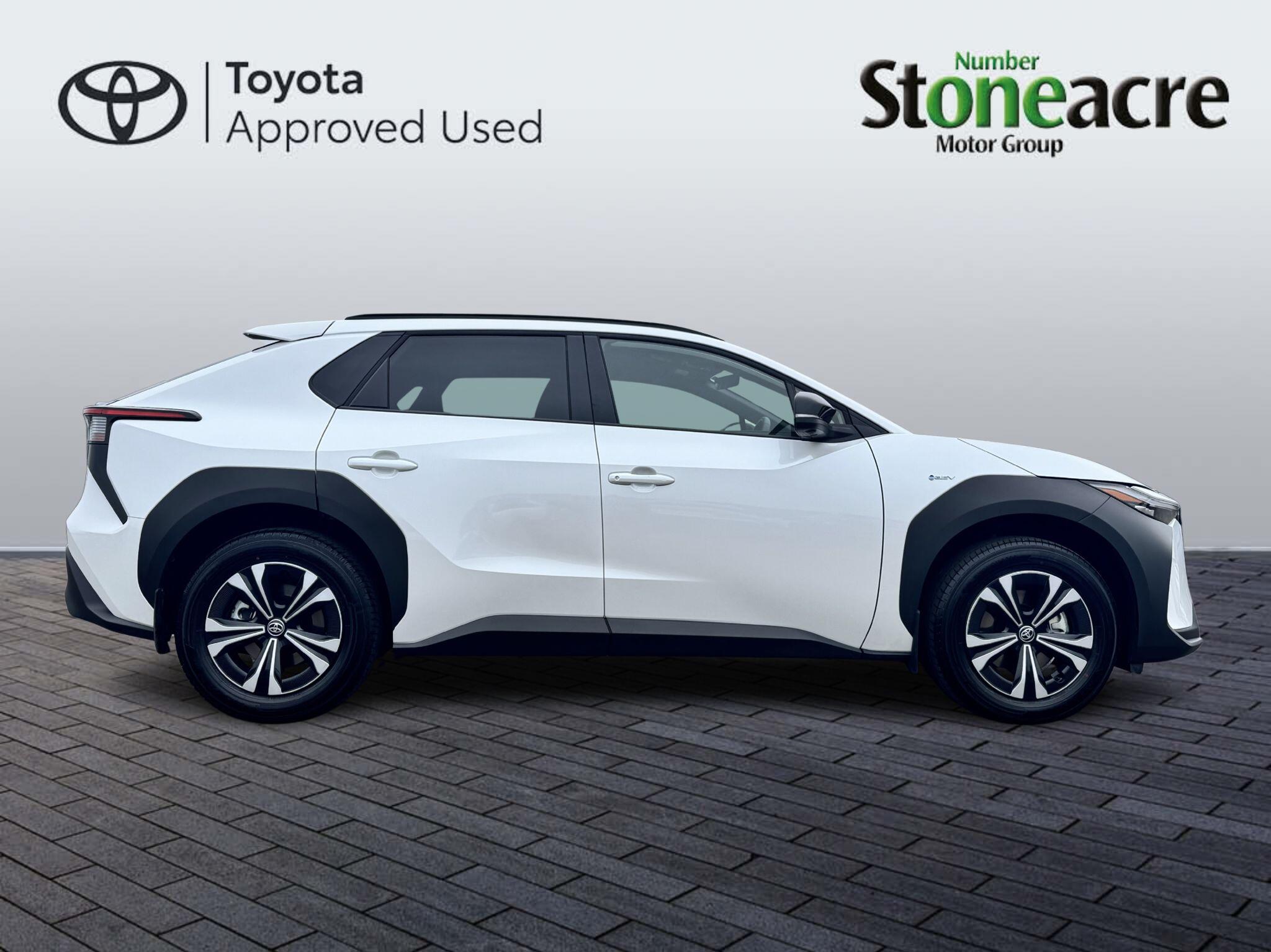Toyota bZ4X 71.4 kWh Motion Auto 5dr (11kW OBC) NU25XXZ Image 2