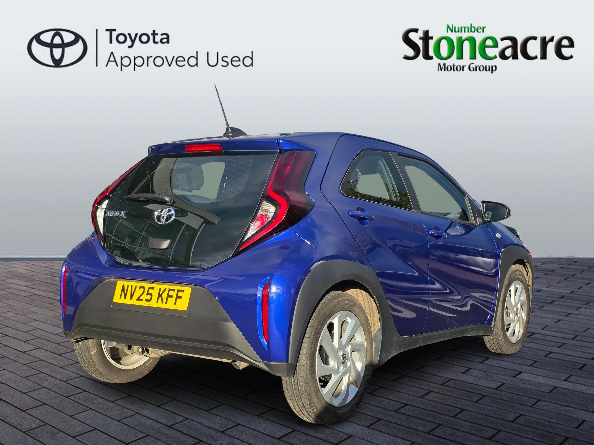 Toyota Aygo X 1.0 VVT-i Pure 5dr NV25KFF Image 2
