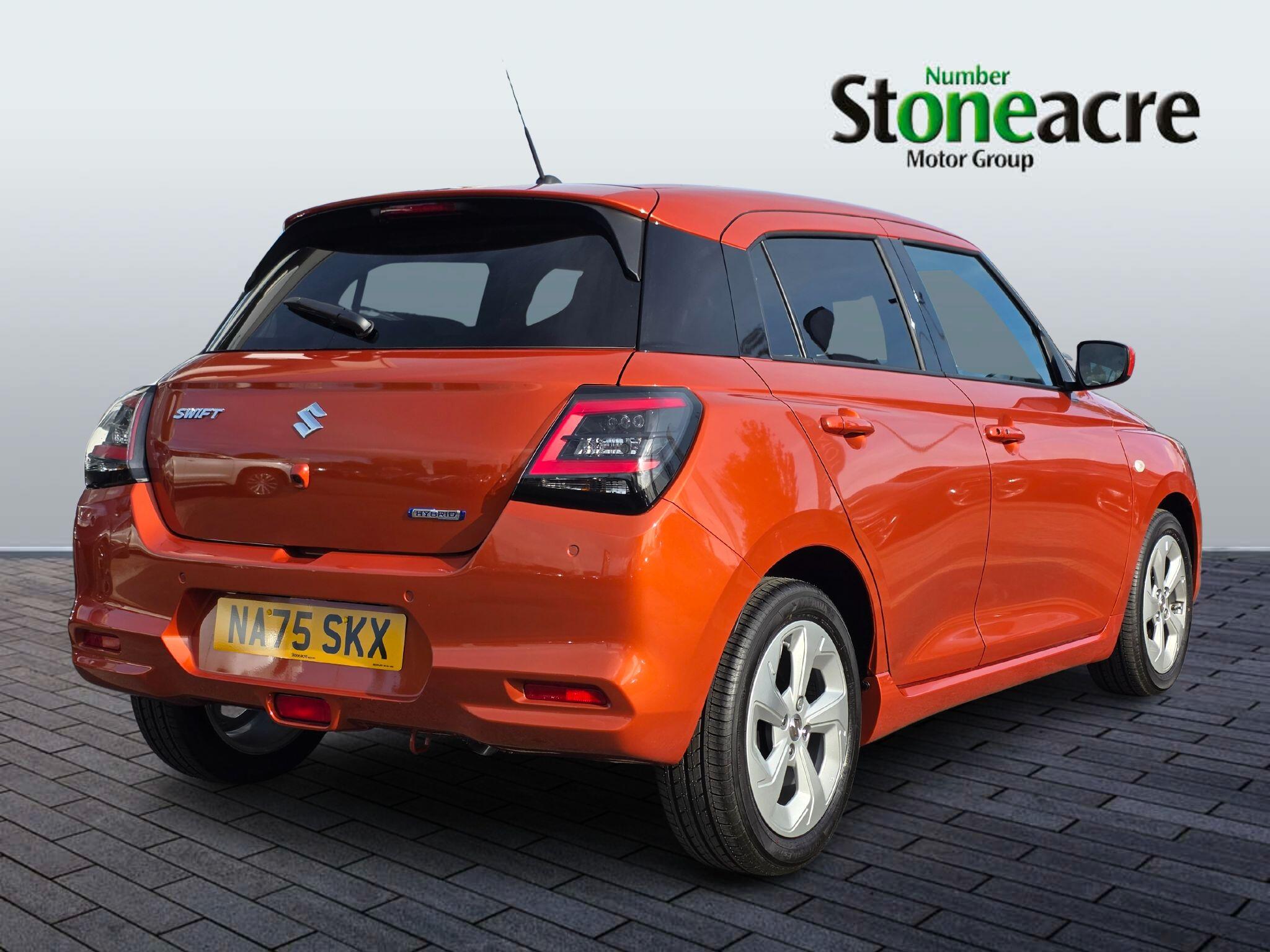 Suzuki Swift 1.2 MHEV Motion Euro 6 (s/s) 5dr NA75SKX Image 2