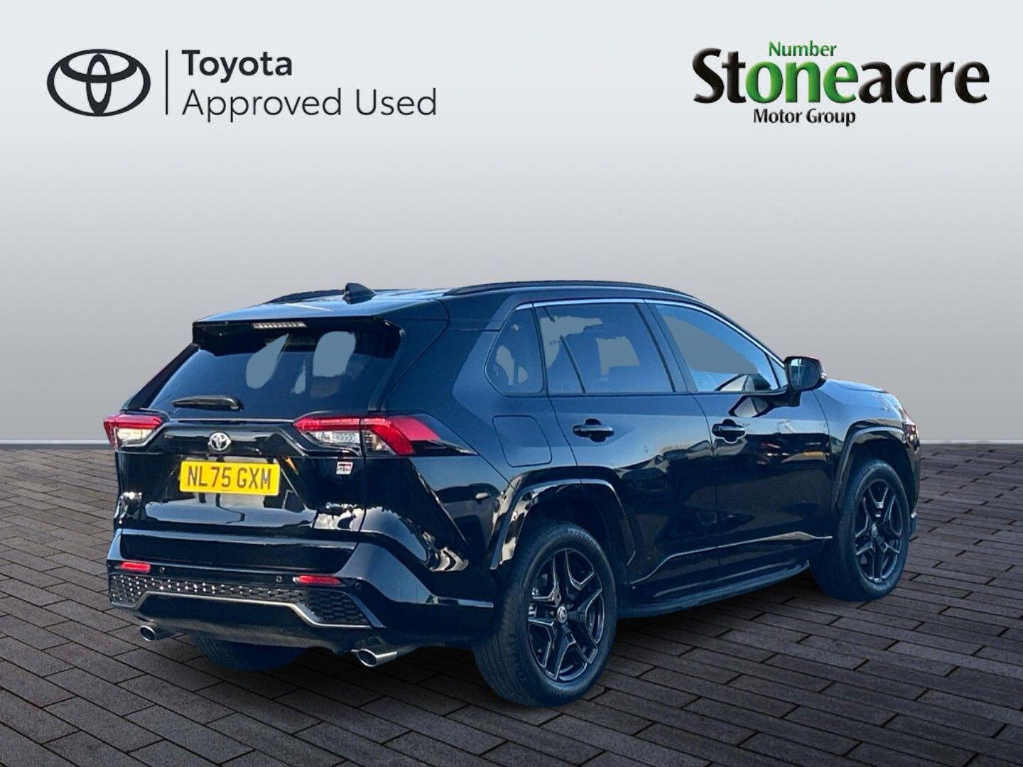 Toyota RAV4 Plug-in Hybrid 2.5 VVT-h 18.1 kWh GR SPORT CVT 4WD Euro 6 (s/s) 5dr NL75GXM Image 3