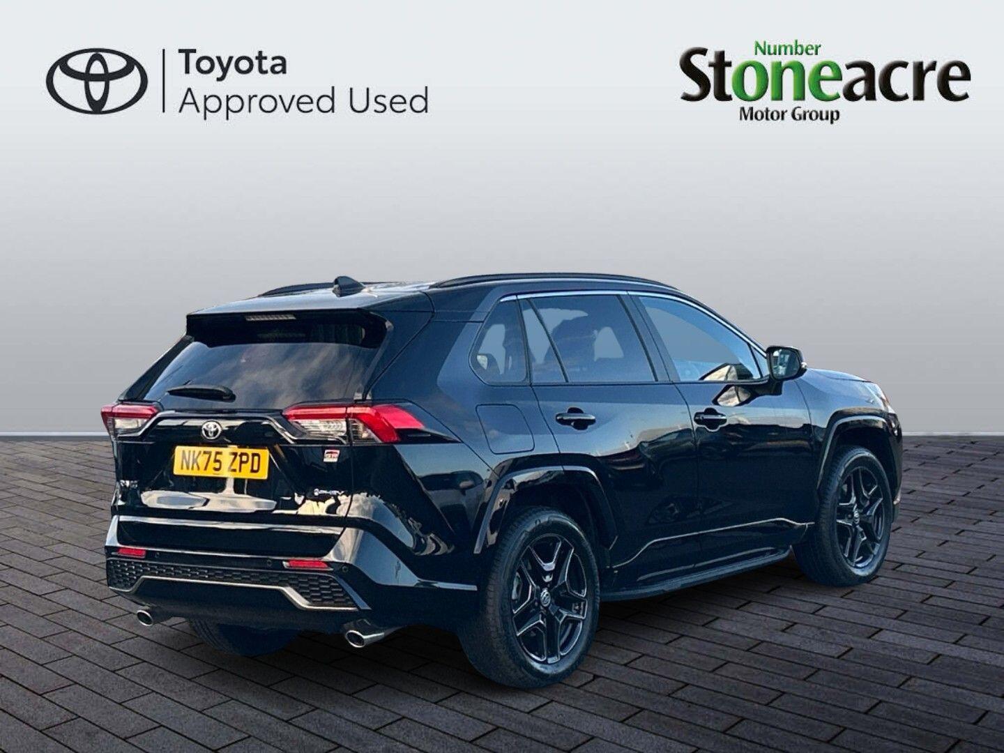 Toyota RAV4 Plug-in Hybrid 2.5 VVT-h 18.1 kWh GR SPORT CVT 4WD Euro 6 (s/s) 5dr NK75ZPD Image 3