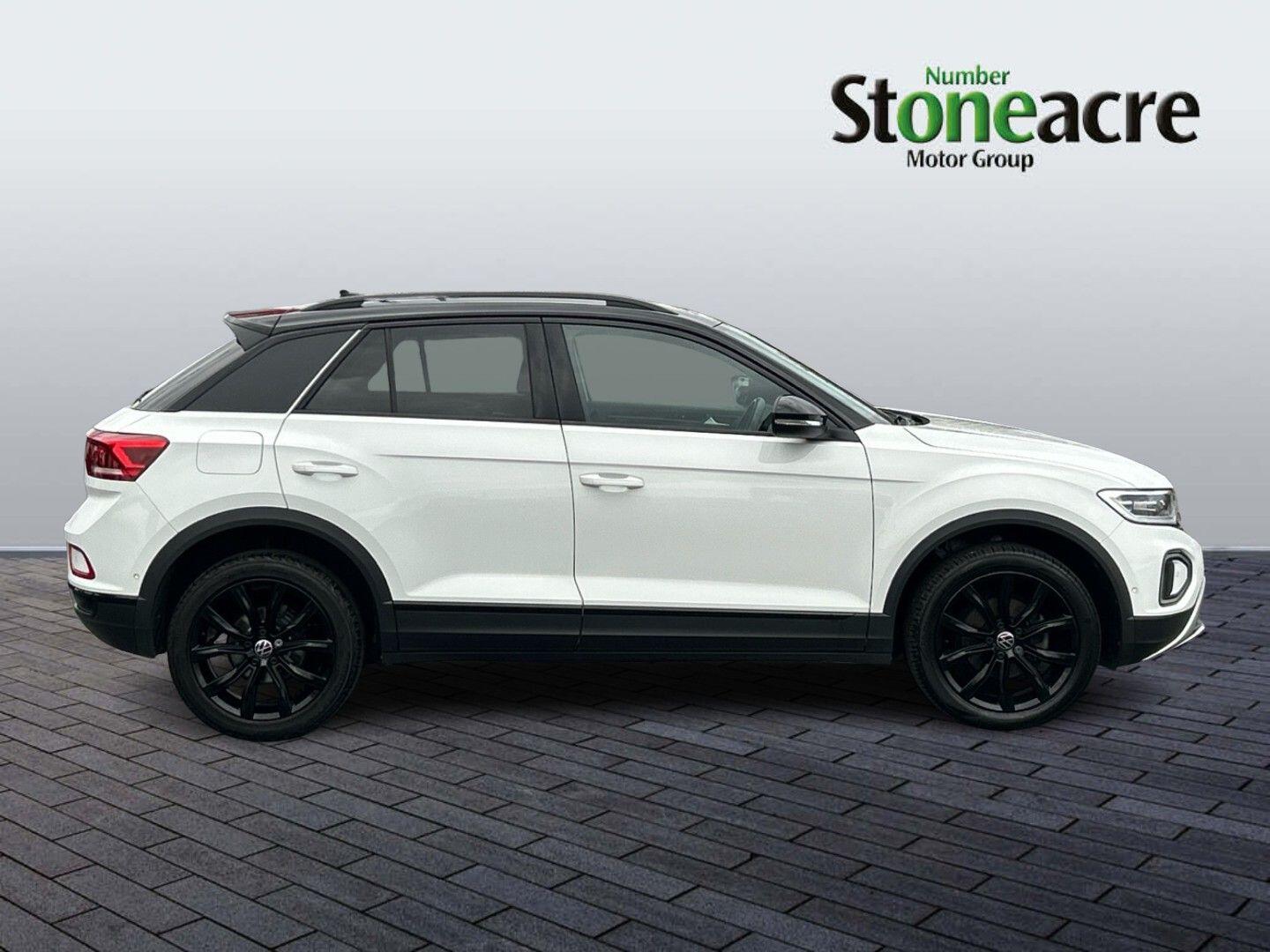 Volkswagen T-Roc 1.5 TSI Style 2WD Euro 6 (s/s) 5dr ND72OAZ Image 2
