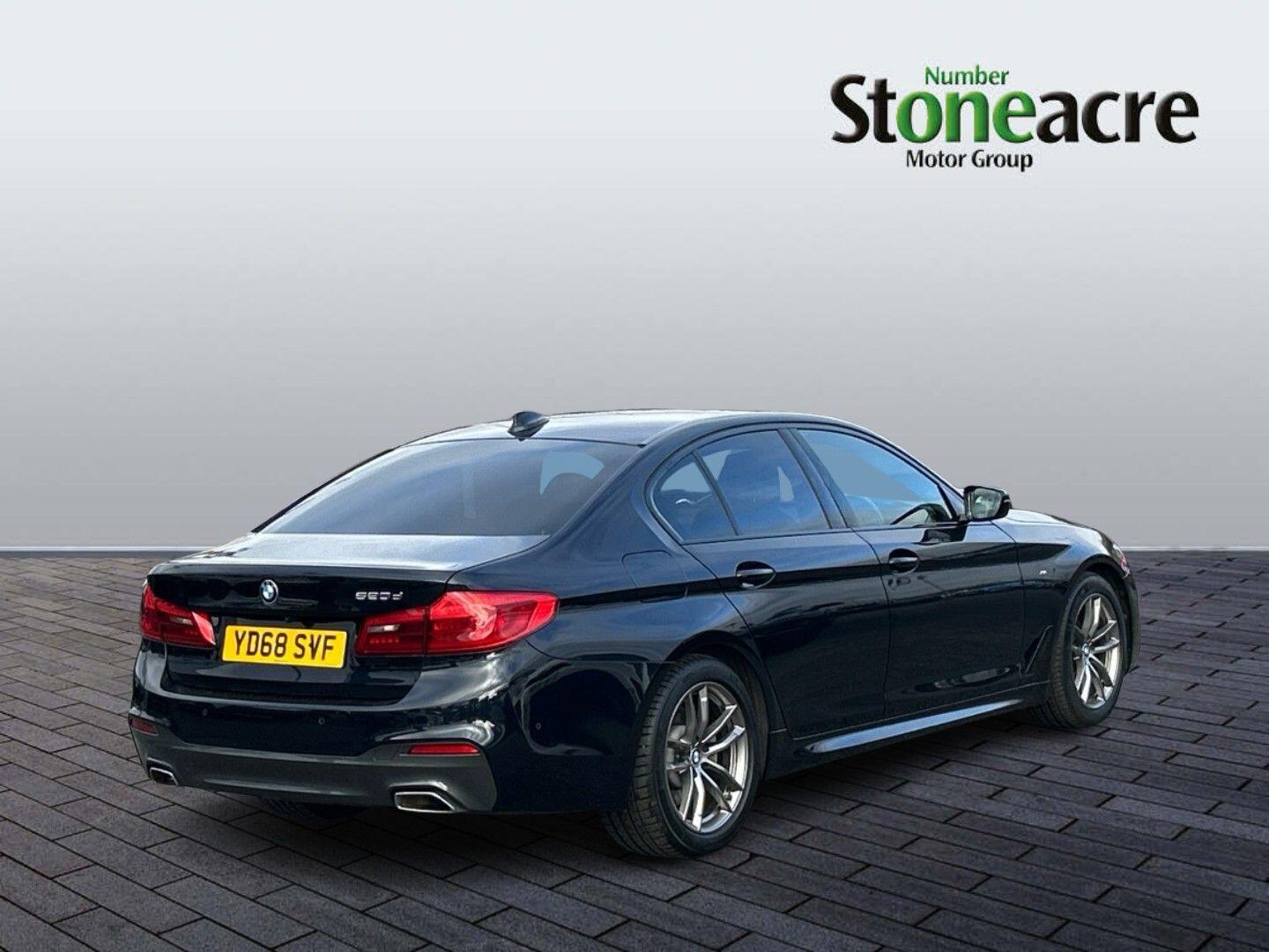 BMW 5 Series 2.0 520d M Sport Auto Euro 6 (s/s) 4dr YD68SVF Image 3
