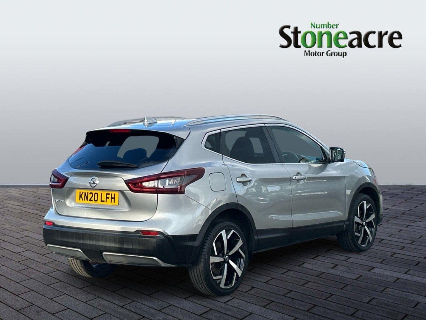 Nissan Qashqai 1.3 DiG-T 160 Tekna 5dr DCT KN20LFH Image 3