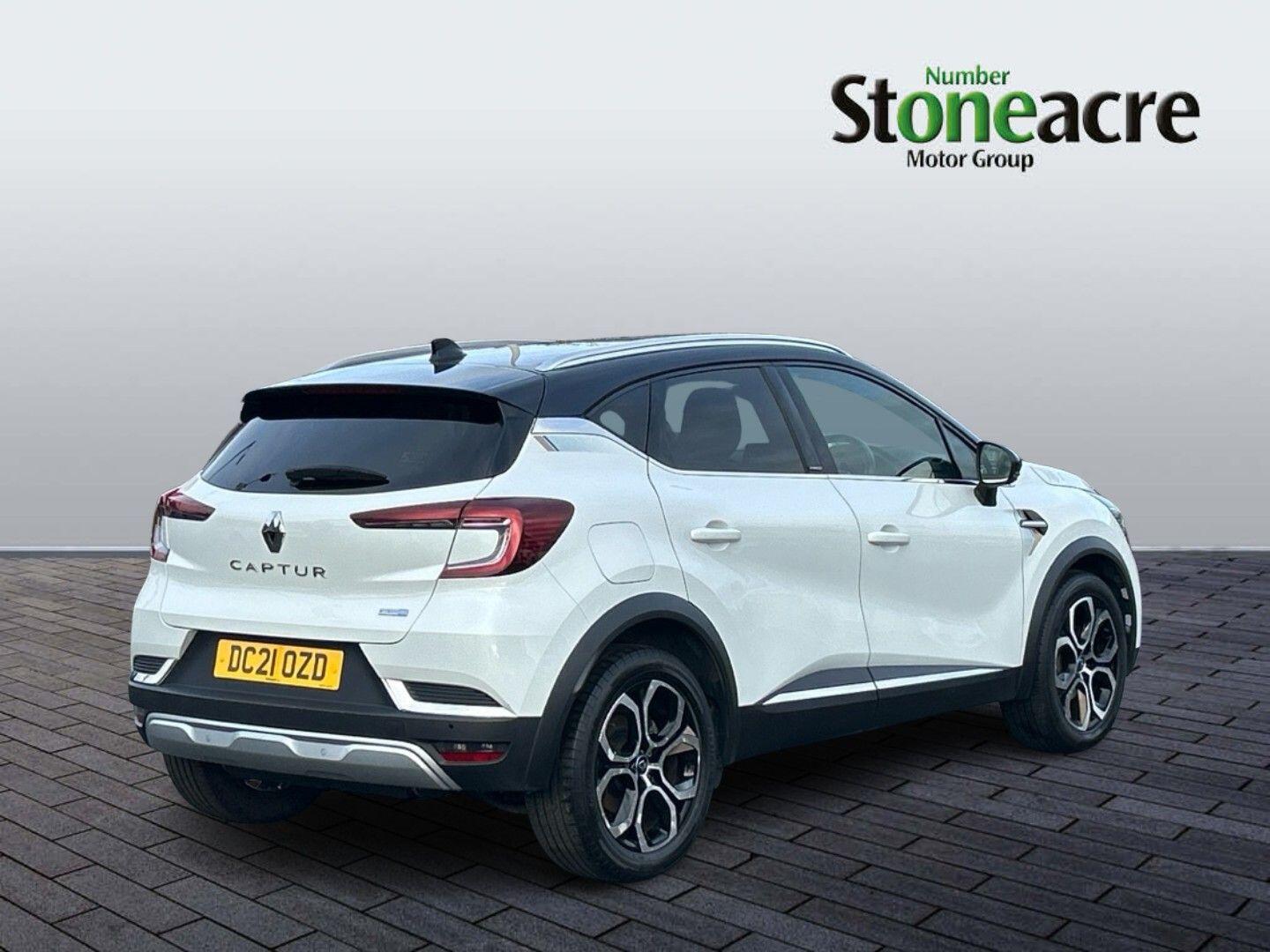 Renault Captur 1.6 E-TECH 9.8kWh Launch Edition Auto Euro 6 (s/s) 5dr DC21OZD Image 3