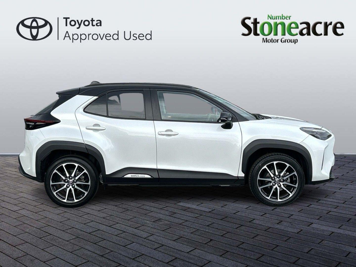 Toyota Yaris Cross 1.5 Hybrid GR Sport 5dr CVT NA23YGT Image 2