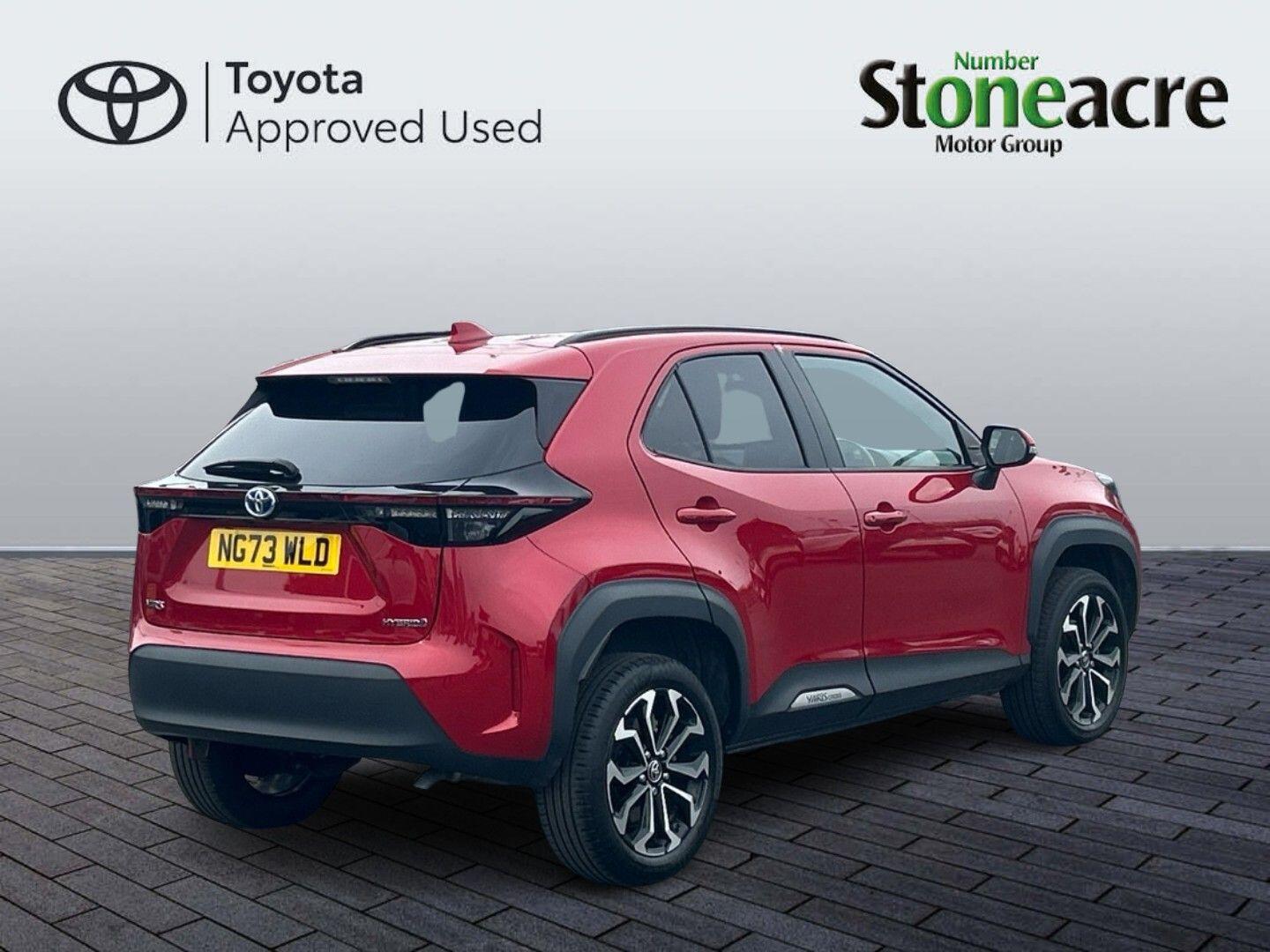 Toyota Yaris Cross 1.5 Hybrid Design 5dr CVT NG73WLD Image 3