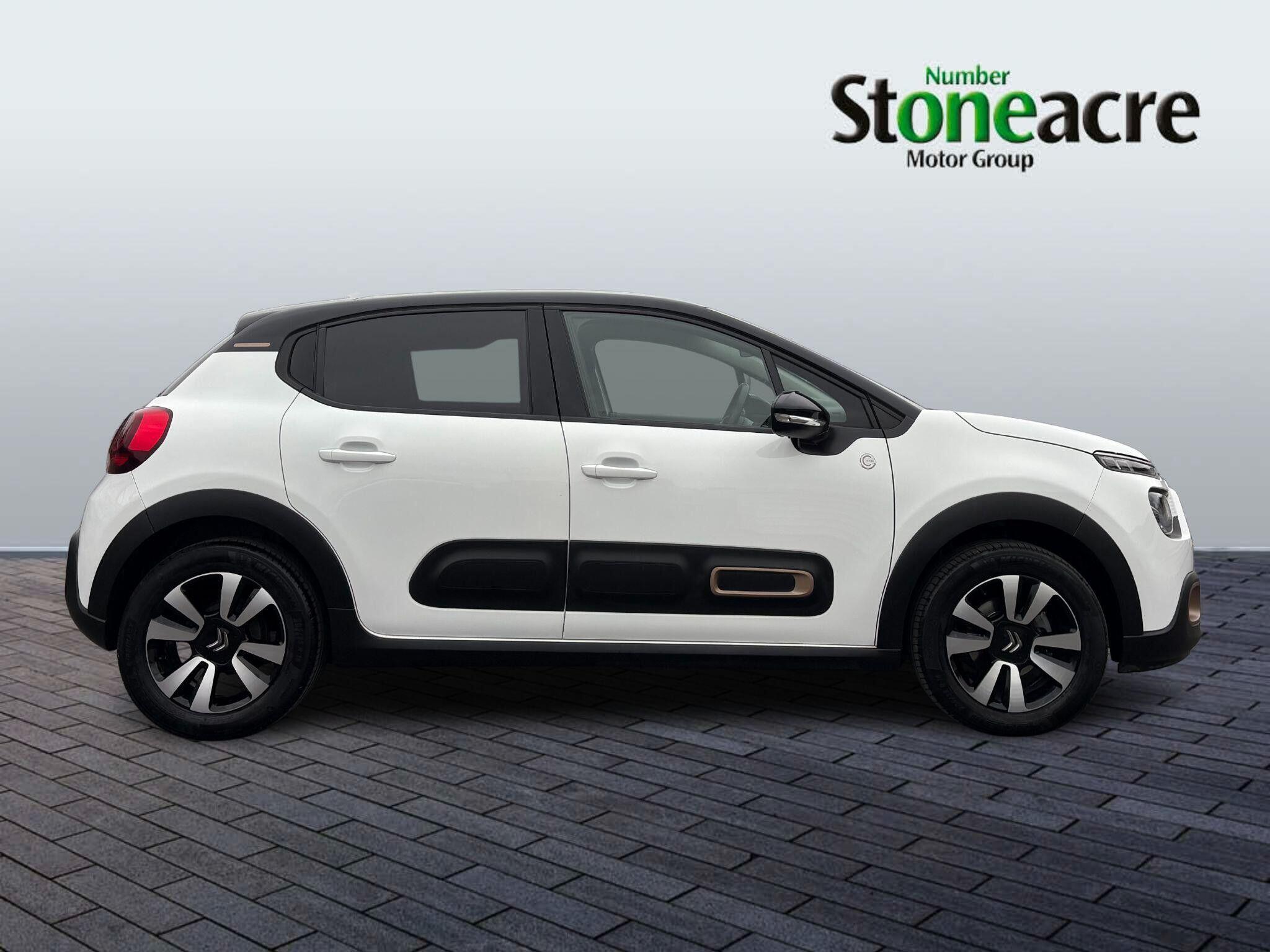 Citroen C3 1.2 PureTech C-Series Edition Euro 6 (s/s) 5dr YP72KLO Image 2