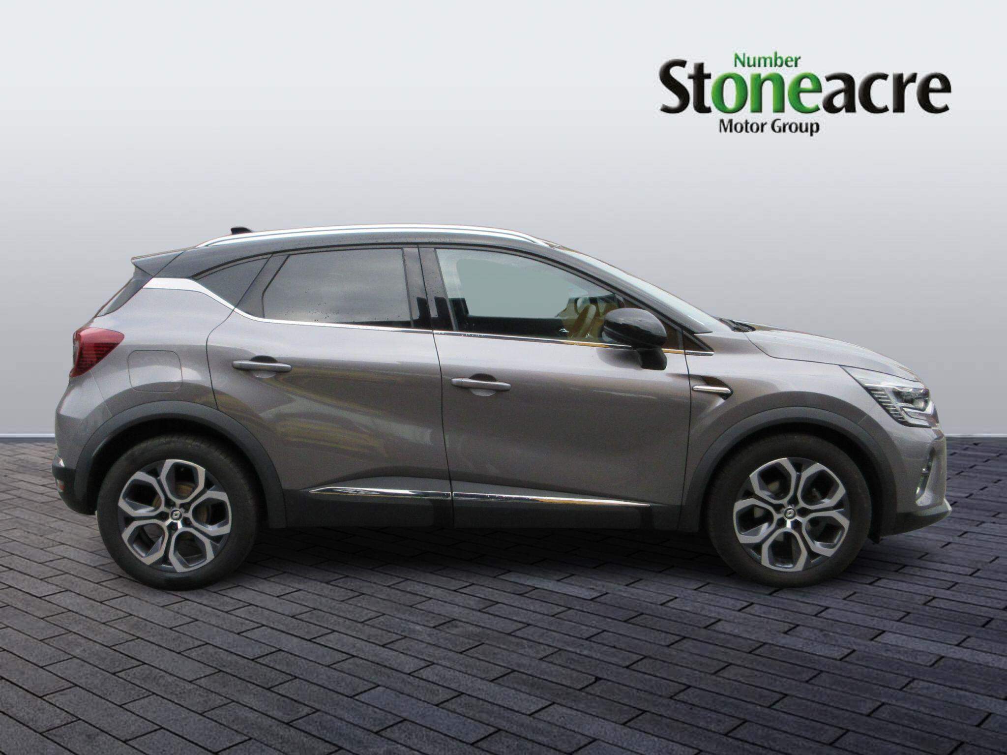 Renault Captur Techno TCe 90 MY22 CJ73UCL Image 2