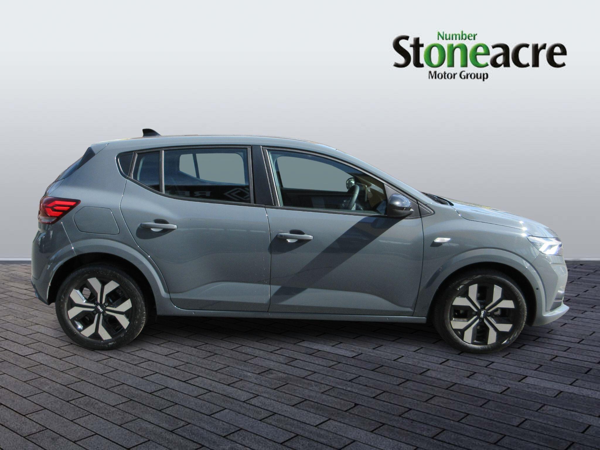 Dacia Sandero 1.0 TCe Journey Euro 6 (s/s) 5dr PL25GMU Image 2