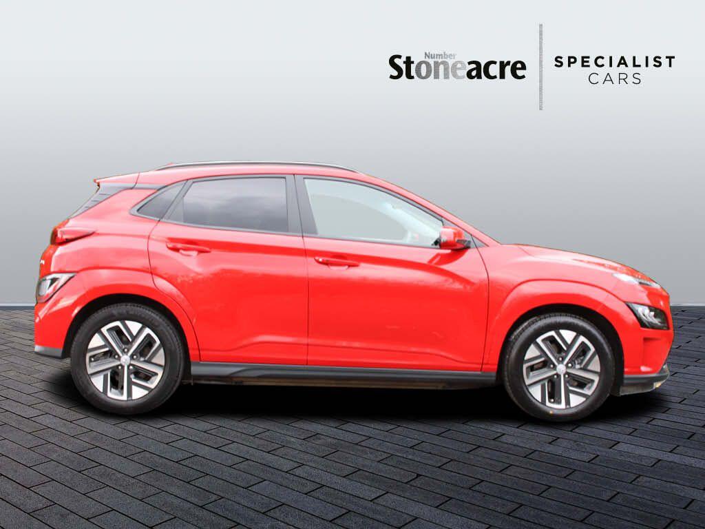 Hyundai KONA Electric 64kWh Ultimate Auto 5dr (10.5kW Charger) YX72SVN Image 2
