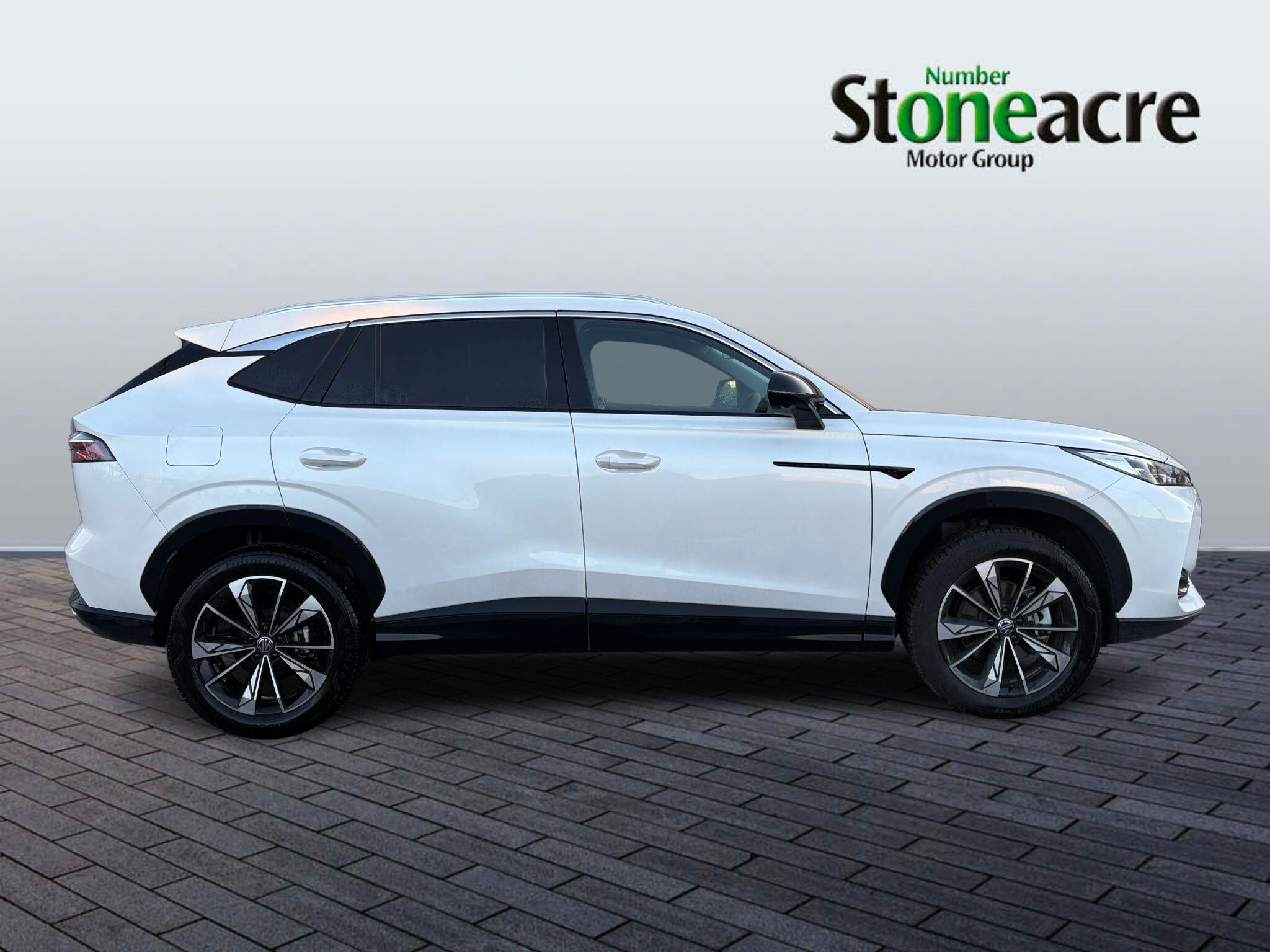 MG HS 1.5 T-GDI SE DCT Euro 6 (s/s) 5dr FG25ZPY Image 2