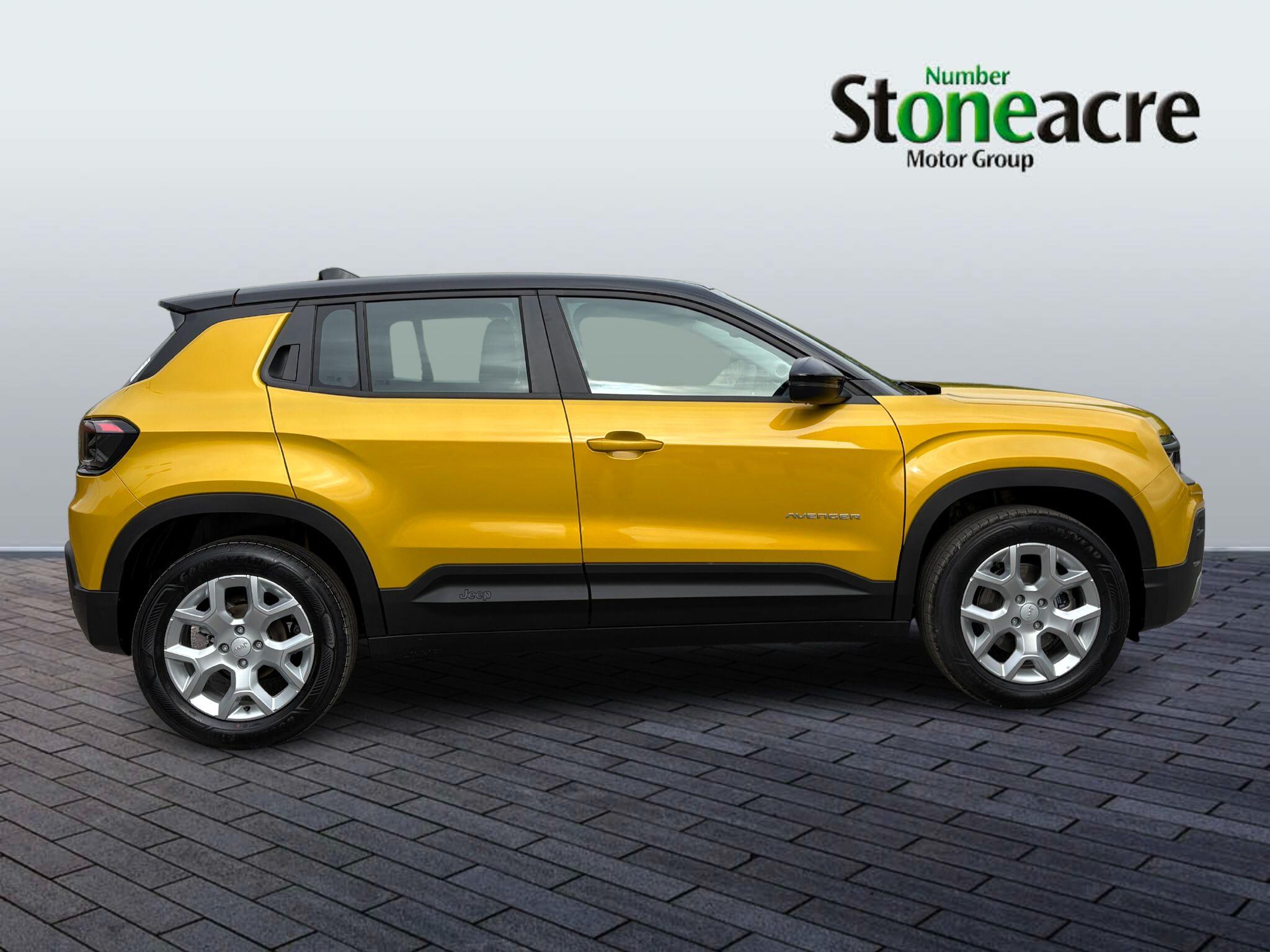 Jeep Avenger e-Hybrid 1.2 e-Hybrid MHEV Summit e-DCT Euro 6 (s/s) 5dr DU75OBV Image 2