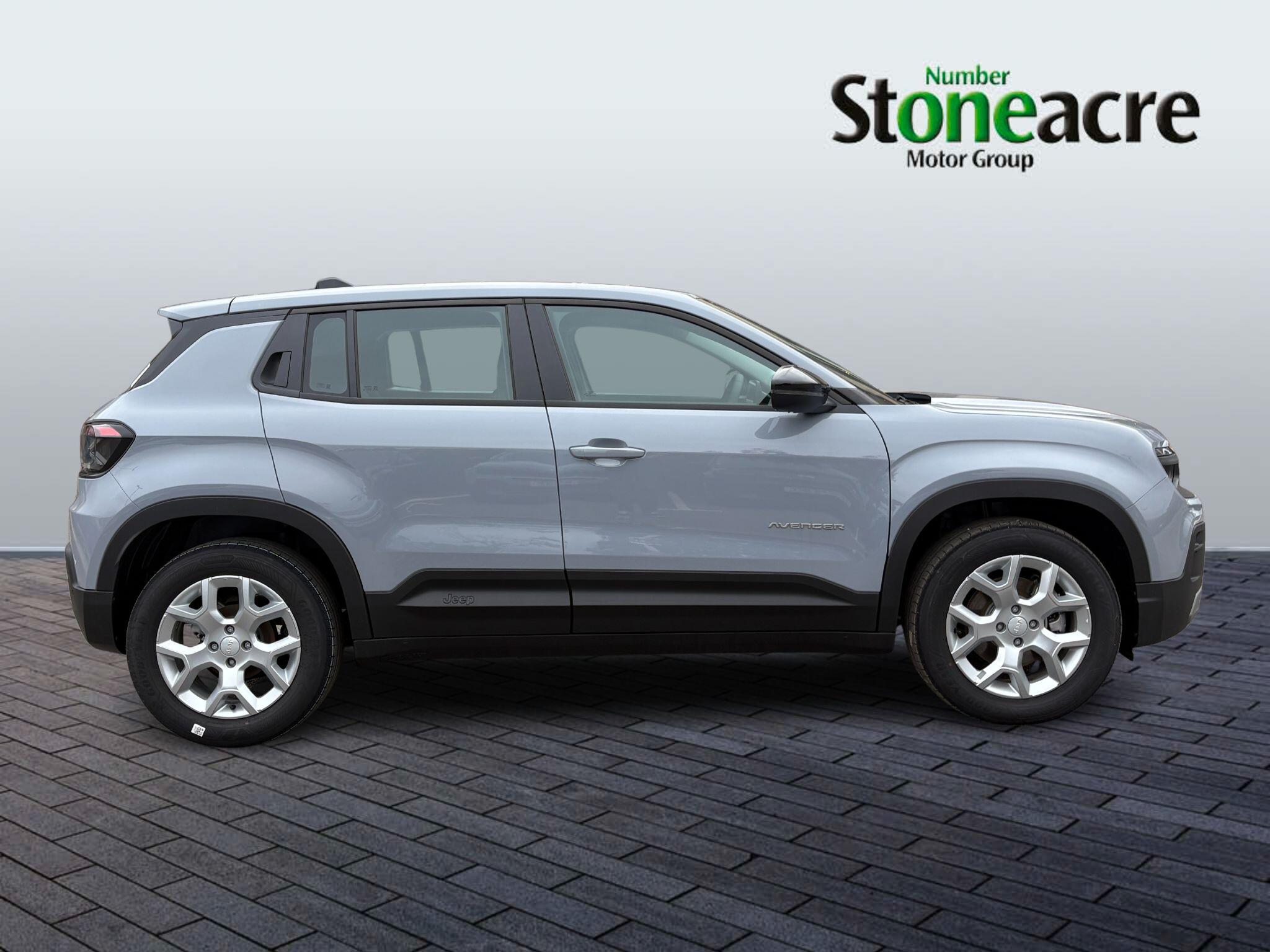 Jeep Avenger e-Hybrid Image 2