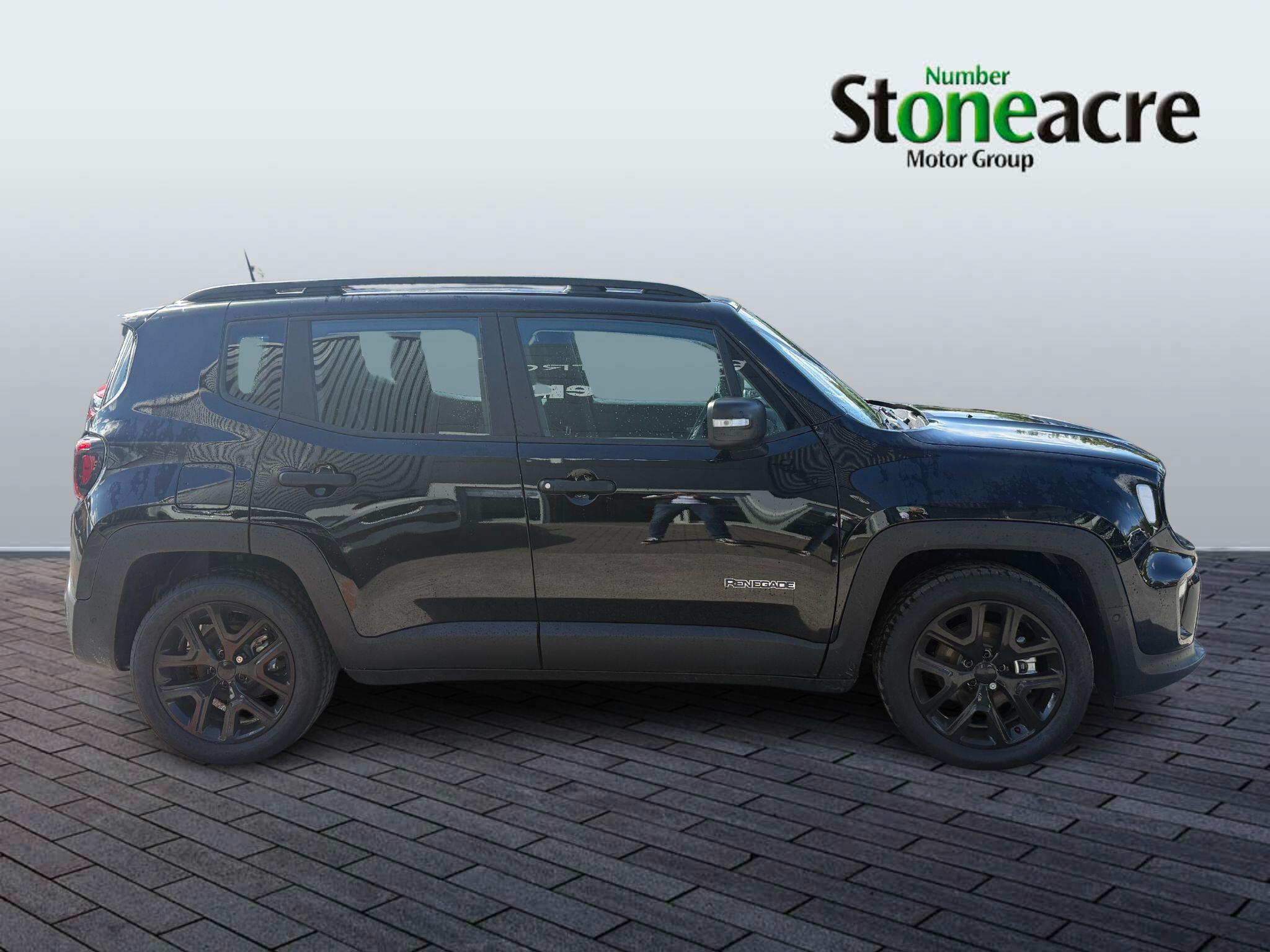 Jeep Renegade 1.5 T4 e-Hybrid MHEV Altitude DCT Euro 6 (s/s) 5dr DU25TGE Image 2