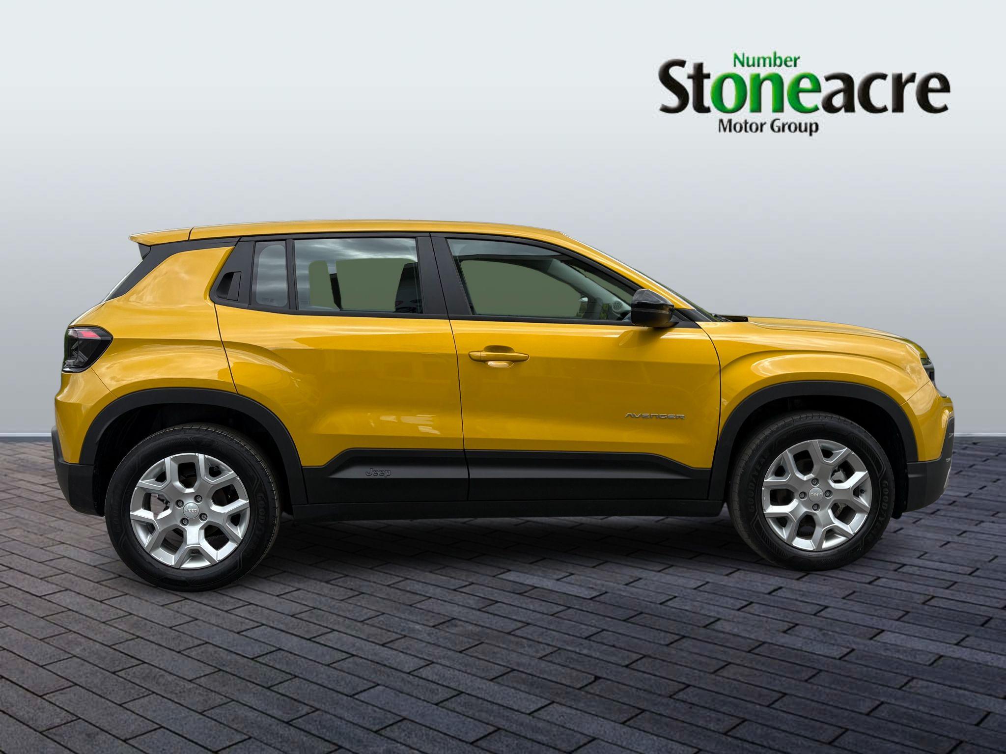 Jeep Avenger 1.2 Altitude Euro 6 (s/s) 5dr DU25TFN Image 2