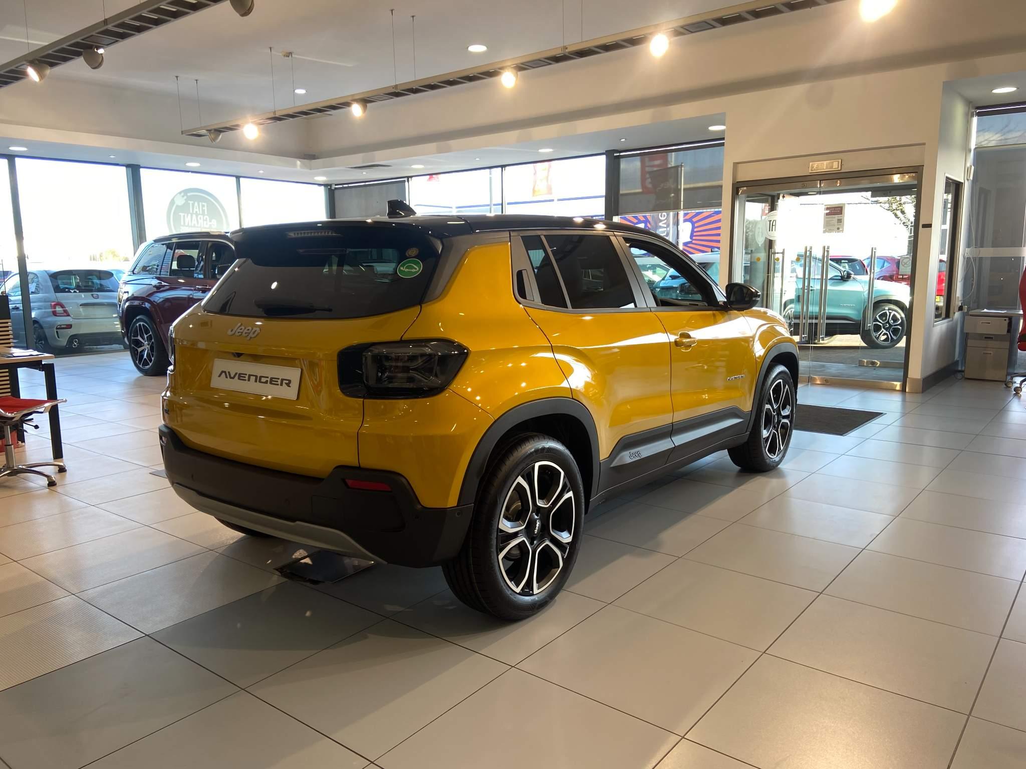 Jeep Avenger e-Hybrid Image 3