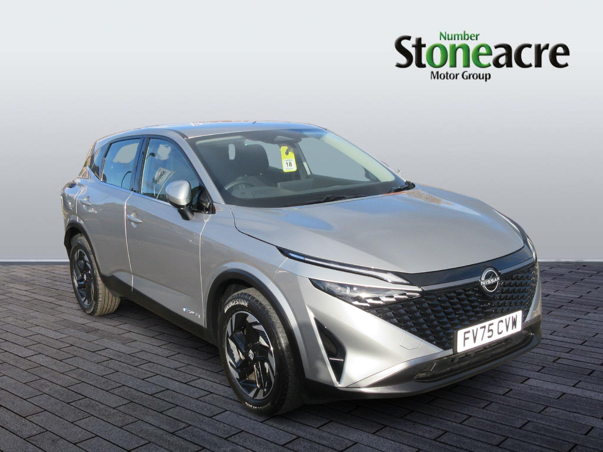 Nissan Qashqai with New e-POWER 1.5 h e-POWER Acenta Premium Auto Euro 6 (s/s) 5dr FV75CVW Image 1