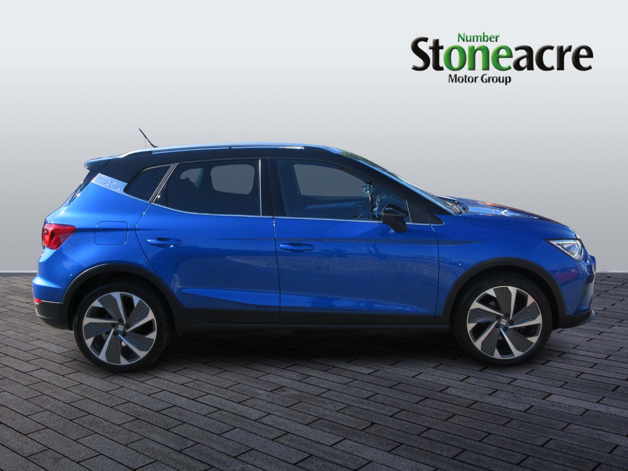 SEAT Arona 1.0 TSI 110 FR Edition 5dr SJ23NKU Image 2