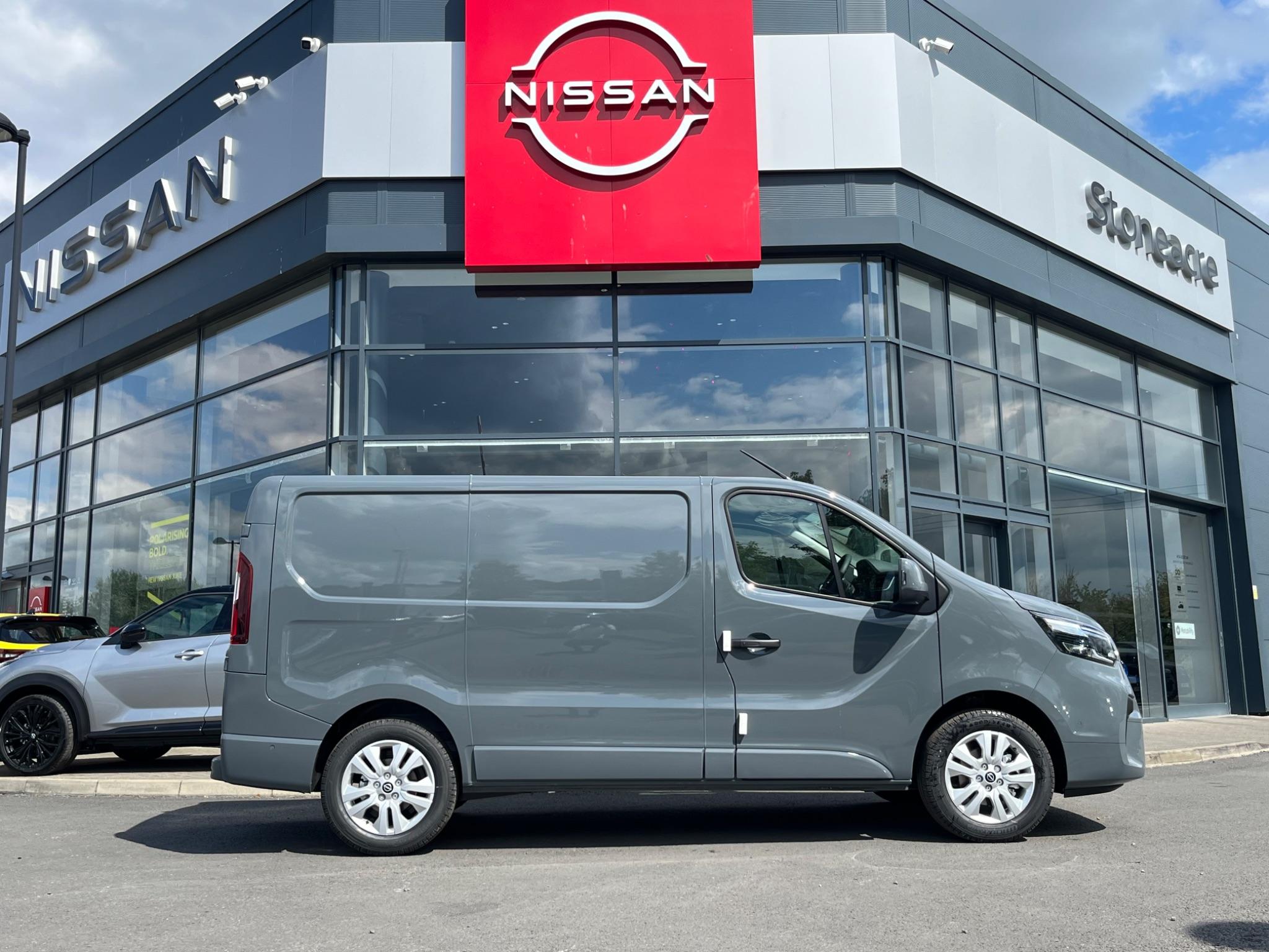 Nissan Primastar 2.0 dCi 30 Tekna L1 Euro 6 (s/s) 5dr null Image 2