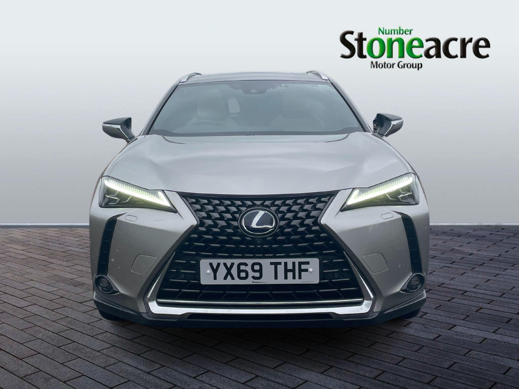 Lexus UX Self-Charging Hybrid 250h 2.0 Takumi 5dr CVT YX69THF Image 2