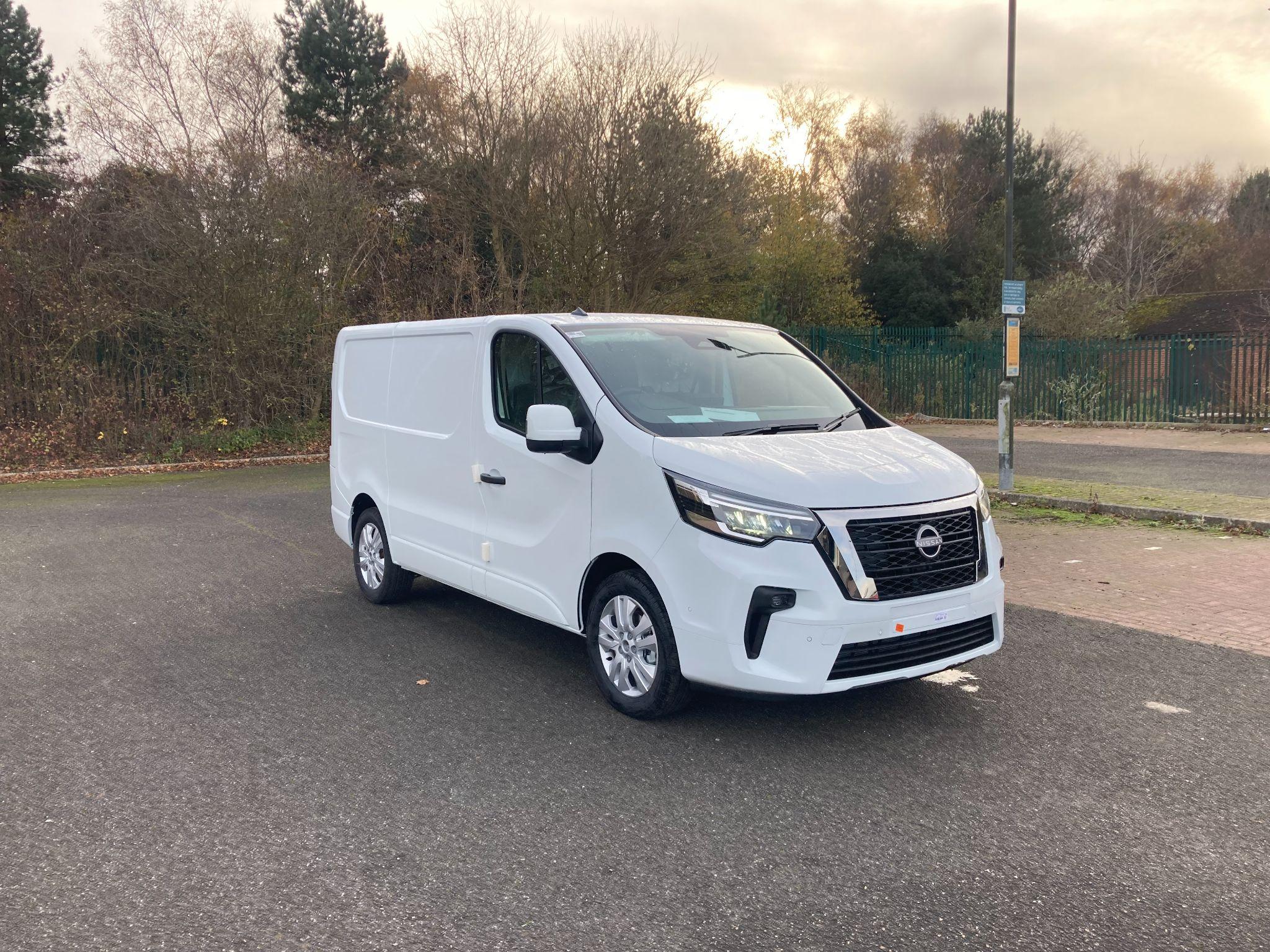 Nissan Primastar 2.0 dCi 30 Tekna L1 Euro 6 (s/s) 5dr null Image 1