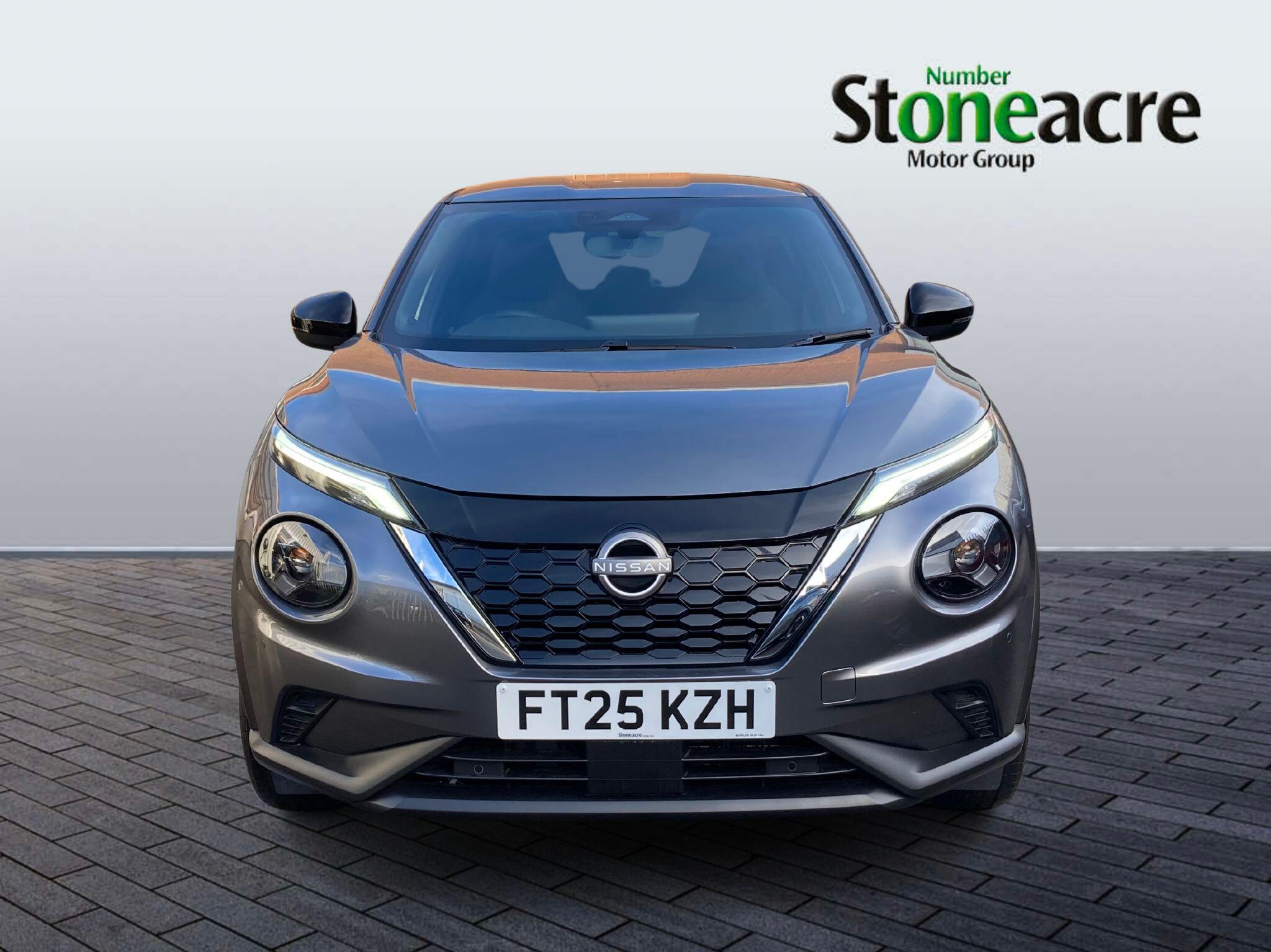 Nissan Juke Hybrid Image 2